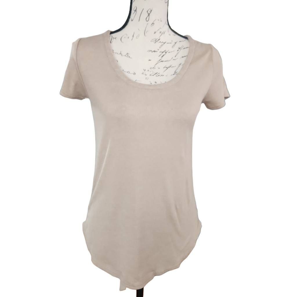 Chaser Brand Chaser Ladies Size Medium Beige Soft Ribbed Top with Lace up Size M / US 6-8 / IT 42-44 - 1 Thumbnail