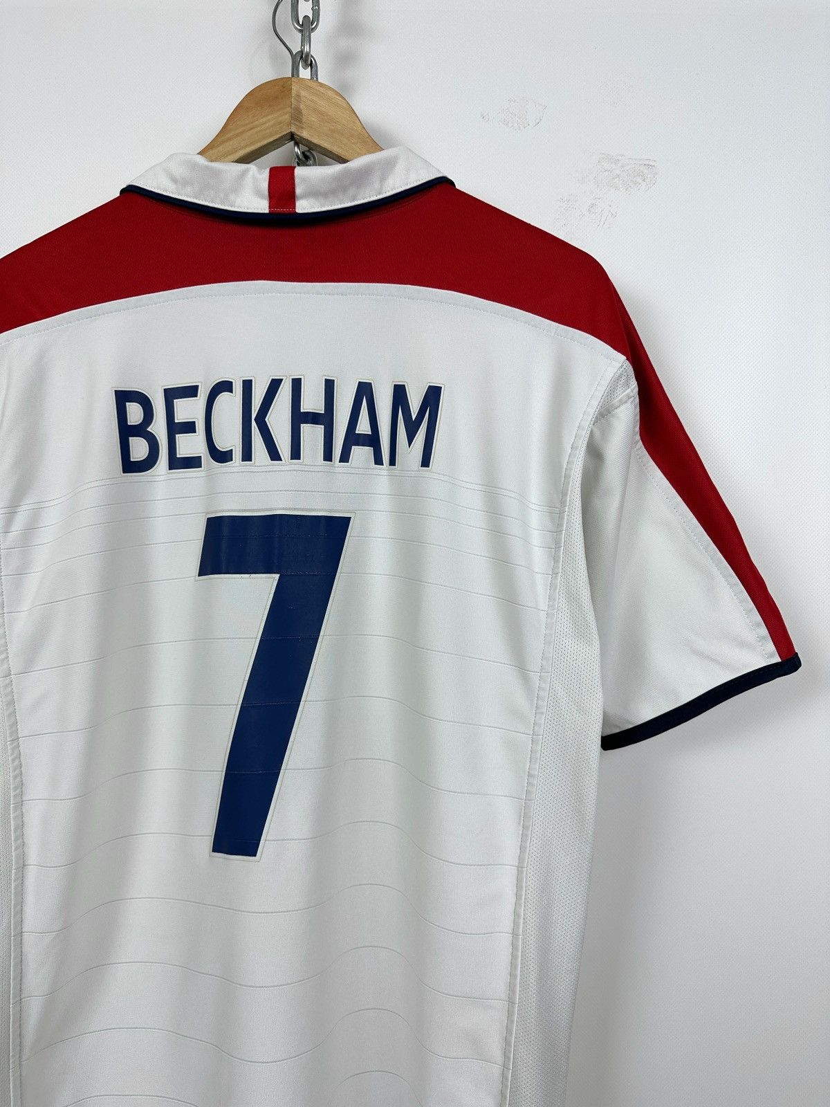Umbro 2004 Umbro England David Beckham World Cup Soccer Jersey Size US L / EU 52-54 / 3 - 13 Thumbnail