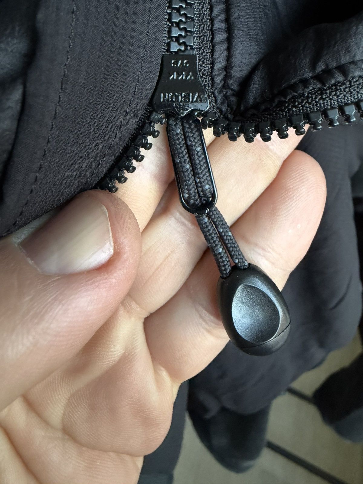Arc'teryx Vintage ARC'TERYX ATOM LT HOODY Women’s Jacket Black size L Size L / US 10 / IT 46 - 9 Thumbnail