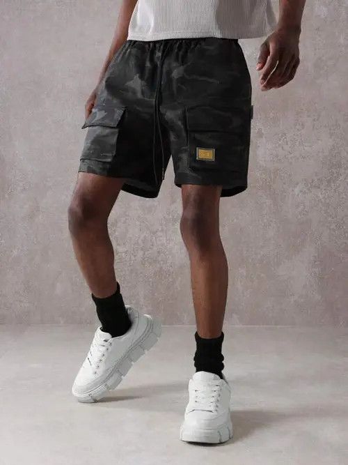 Jean Camouflage Cargo Shorts Size US 30 / EU 46 - 1 Thumbnail