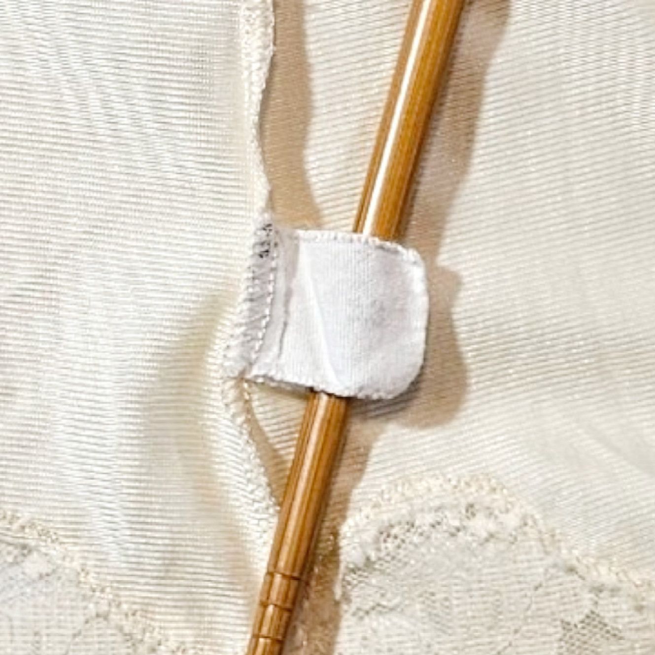 Other VTG EUC 70's Romantic Floral Lace Edge Half Slip Sz. S Ivory Size ONE SIZE - 4 Thumbnail