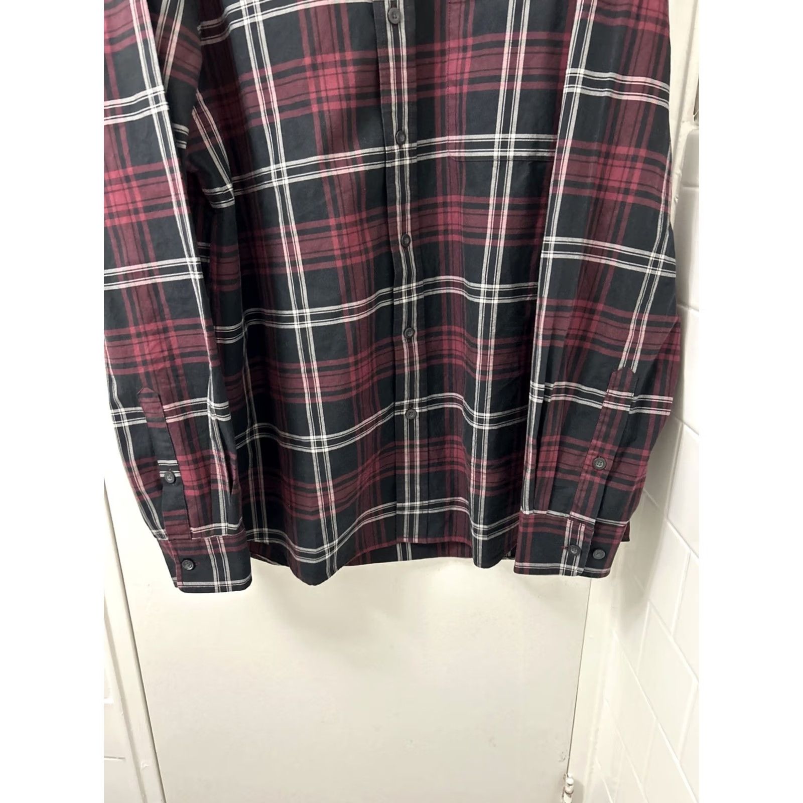 Orvis Orvis Flannel Shirt Mens L Black Red Classic Collection Plaid Button Down L/S Size US L / EU 52-54 / 3 - 3 Thumbnail