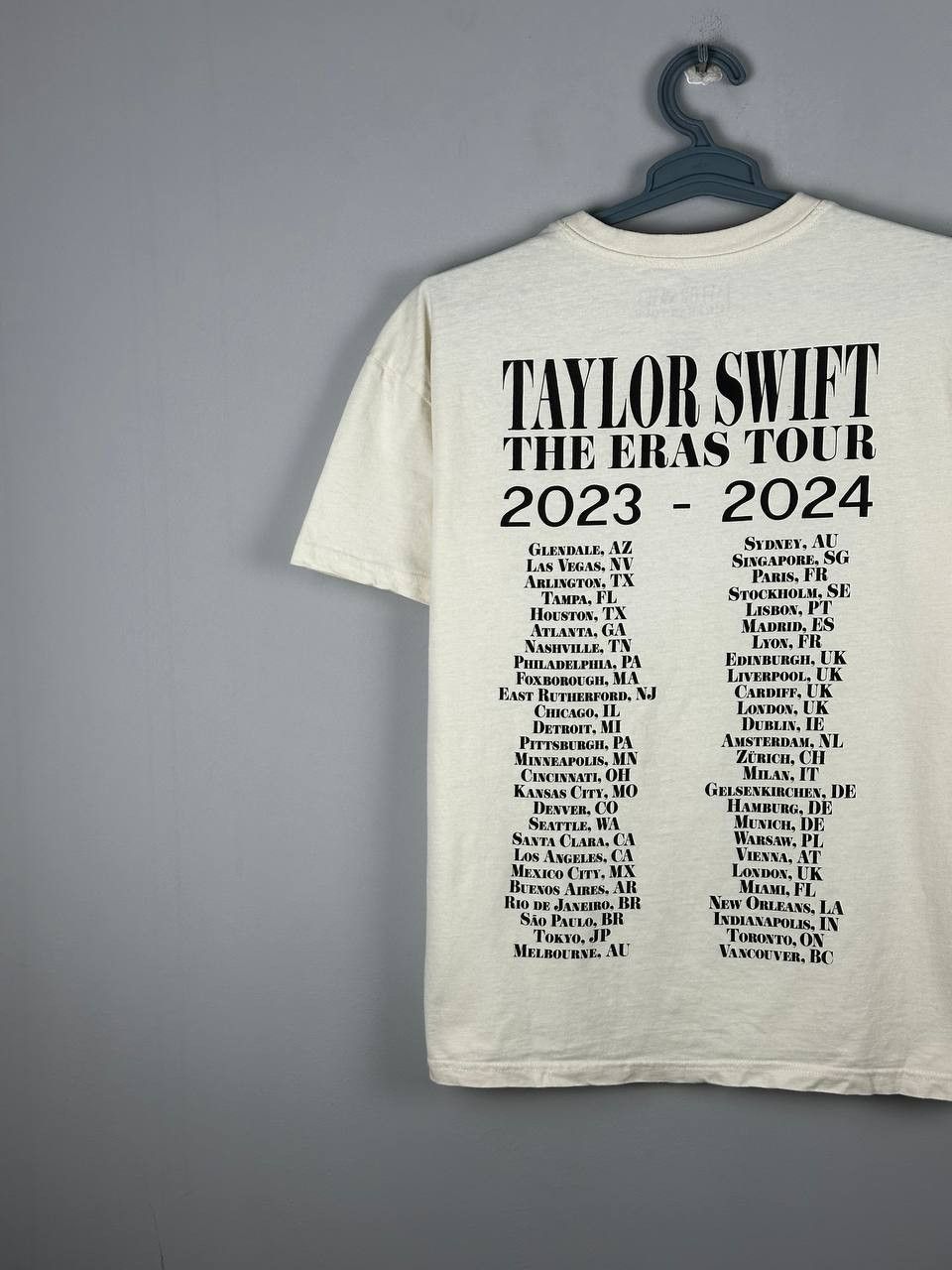 Band Tees Taylor Swift The Eras Tour Rare Printed T Shirt Size XS / US 0-2 / IT 36-38 - 10 Thumbnail