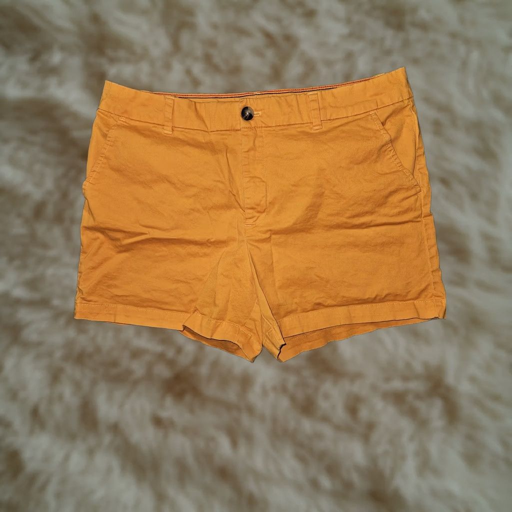 Tommy Hilfiger Tommy Hilfiger Chino Shorts Womens 14 Yellow 5 Inch Classic Stretch Twill Size 36" / US 14 / IT 50 - 1 Thumbnail