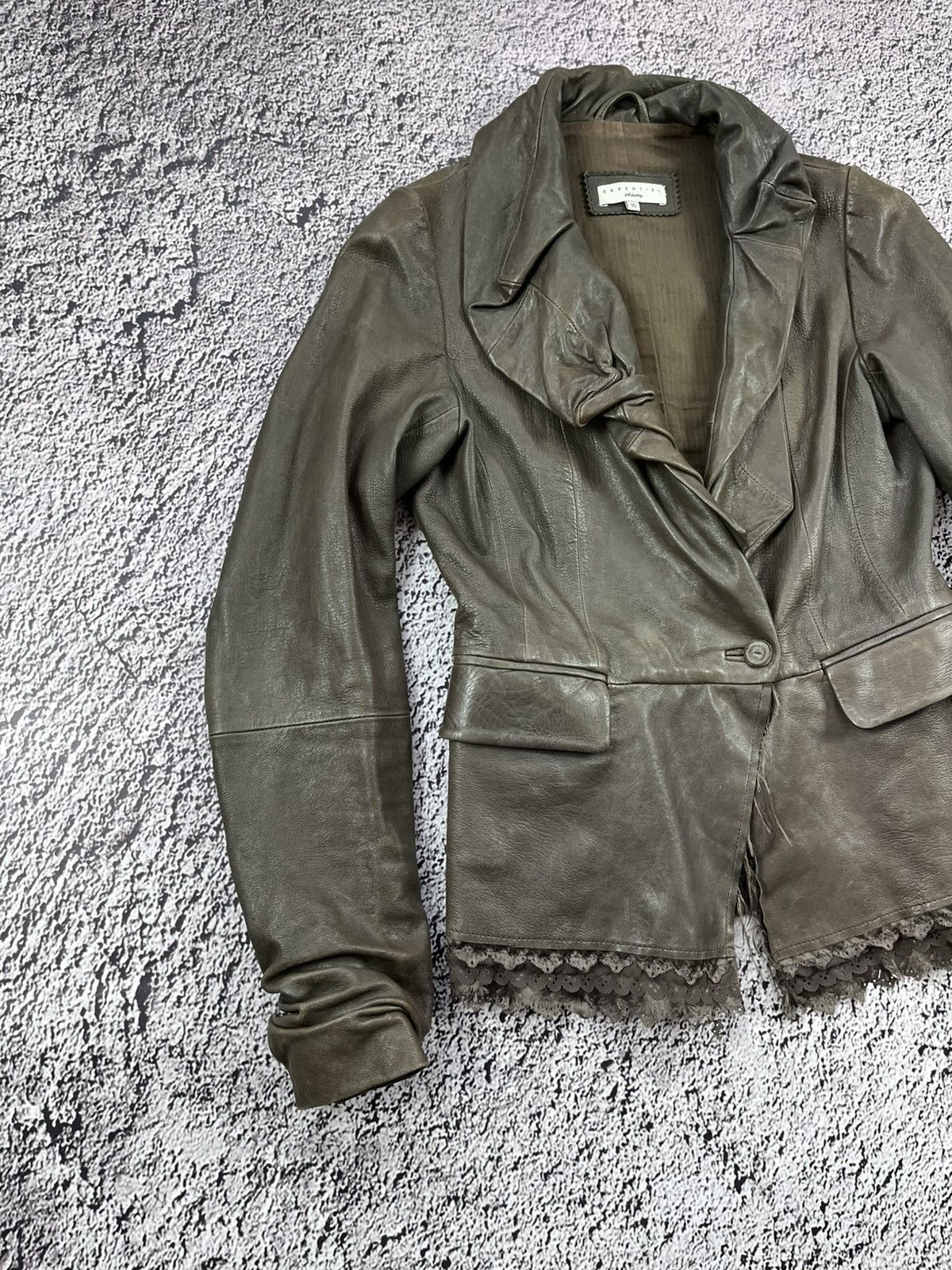 Essentiel Antwerp Leather jacket Essentiel Antwerp vintage vibe avant garde Size XS / US 0-2 / IT 36-38 - 3 Thumbnail
