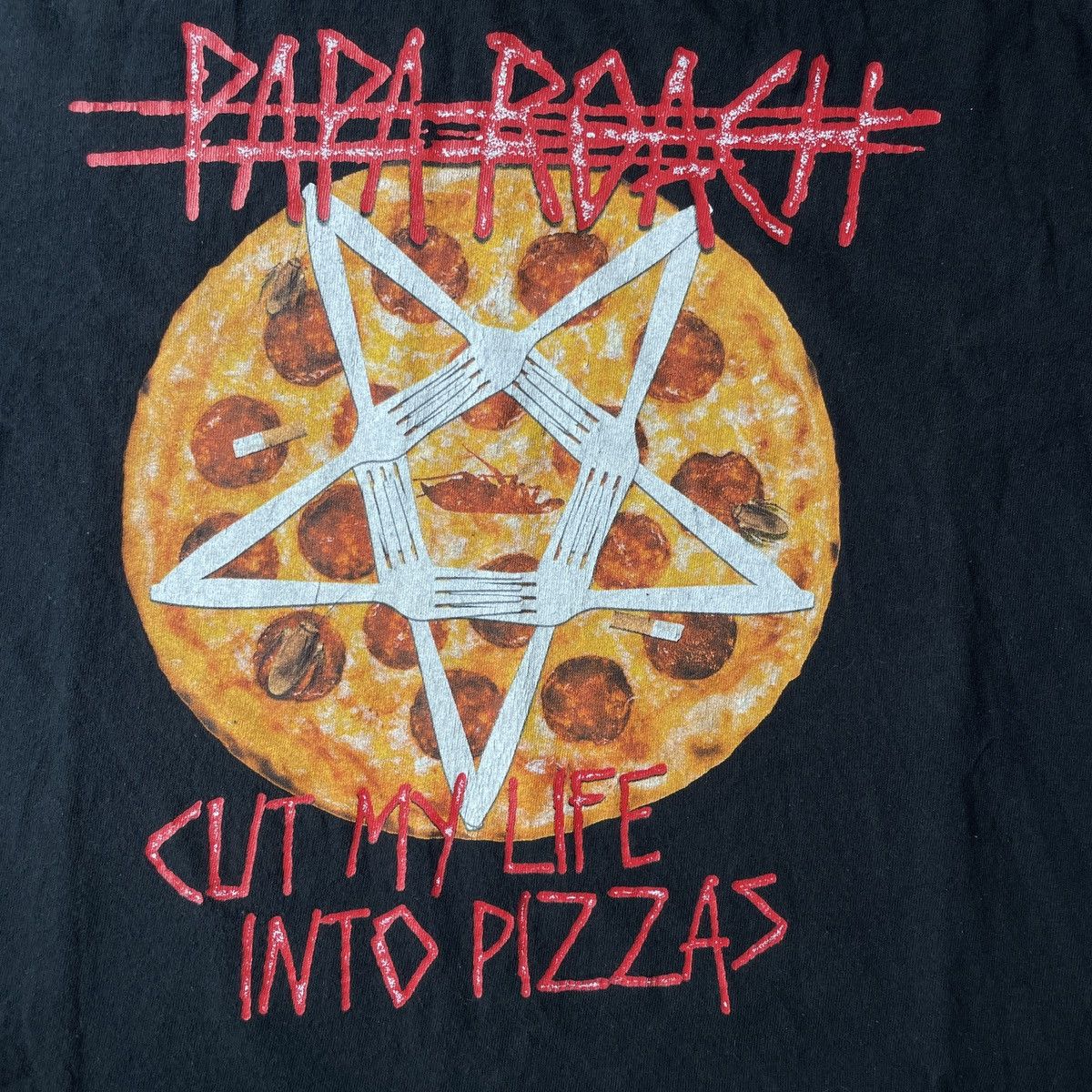 Gildan Papa Roach "Cut My Life Into Pizzas" black t-shirt. Size US L / EU 52-54 / 3 - 3 Thumbnail