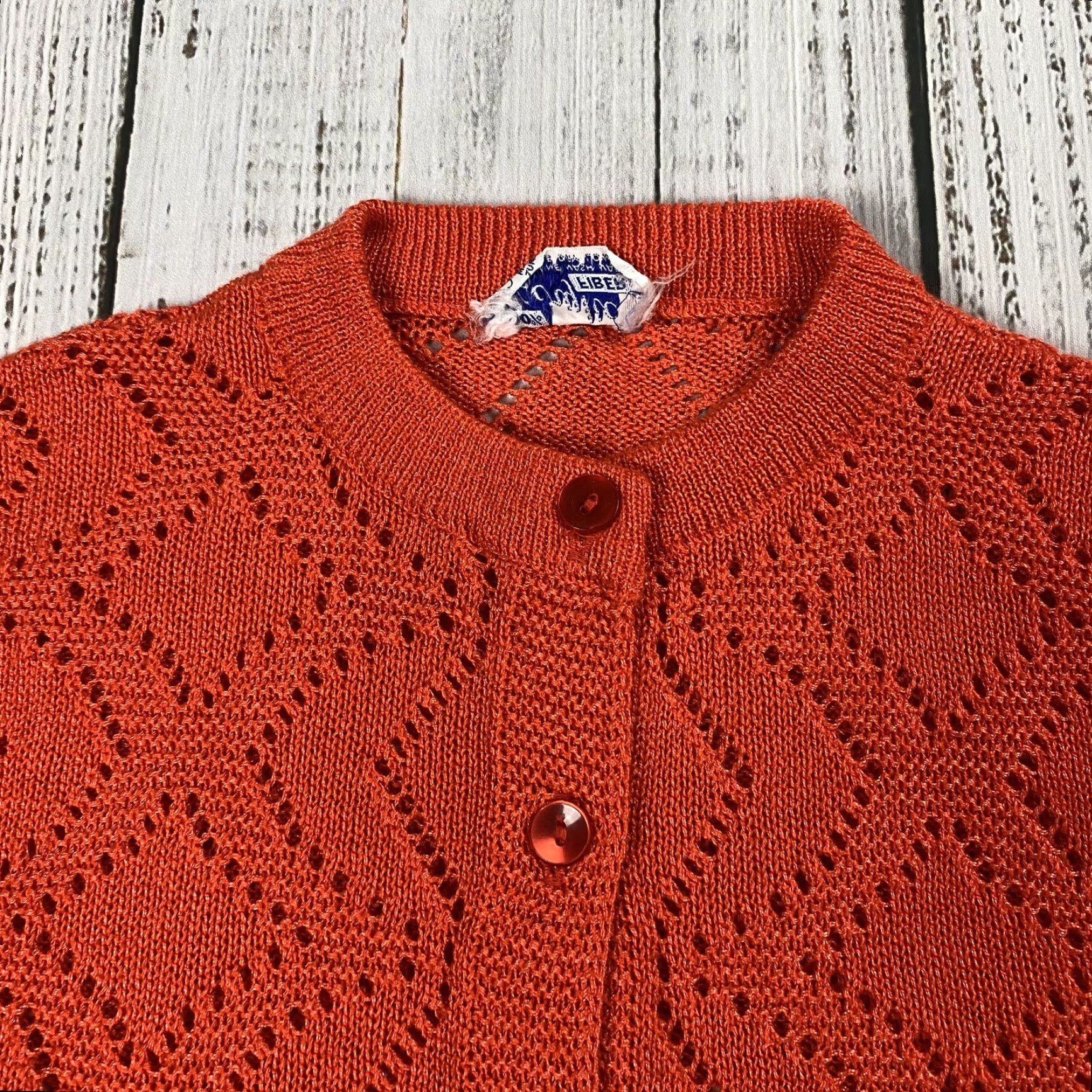 Vintage VINTAGE 1960s Coral Orange Psychedelic Mod GoGo Sweater Cardigan M/L 100% Acrylic Women’s Size M / US 6-8 / IT 42-44 - 2 Thumbnail