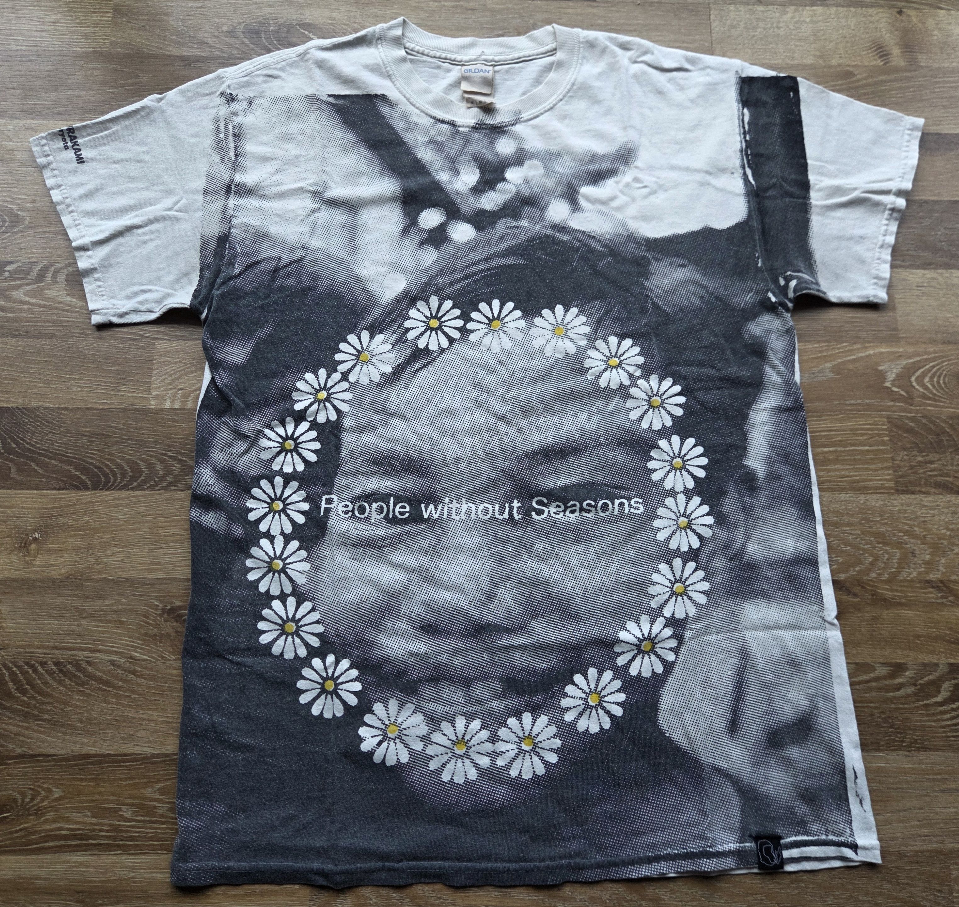 Japanese Brand ​Archival RYOTAMURAKAMI People Without Seasons Photo Print Size US M / EU 48-50 / 2 - 1 Thumbnail