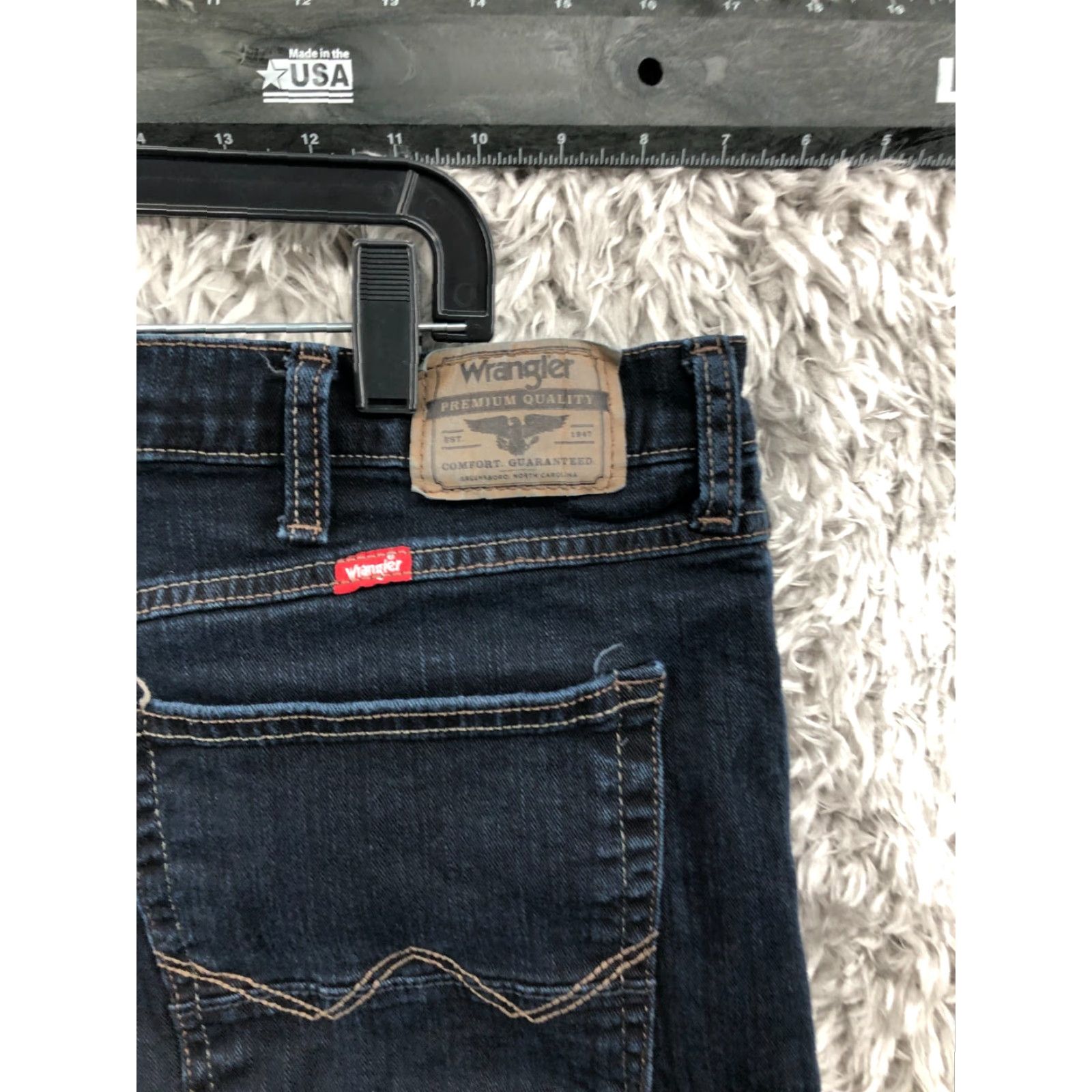 Wrangler VINTAGE Wrangler Jeans Size 40x30 Mens Mid Rise Straight Leg Dark Wash Blue Denim Size US 40 / EU 56 - 6 Thumbnail