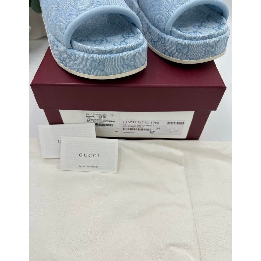 Gucci Women's Gucci canvas GG embossed platform sandals, size 39 Size US 9 / IT 39 - 4 Thumbnail