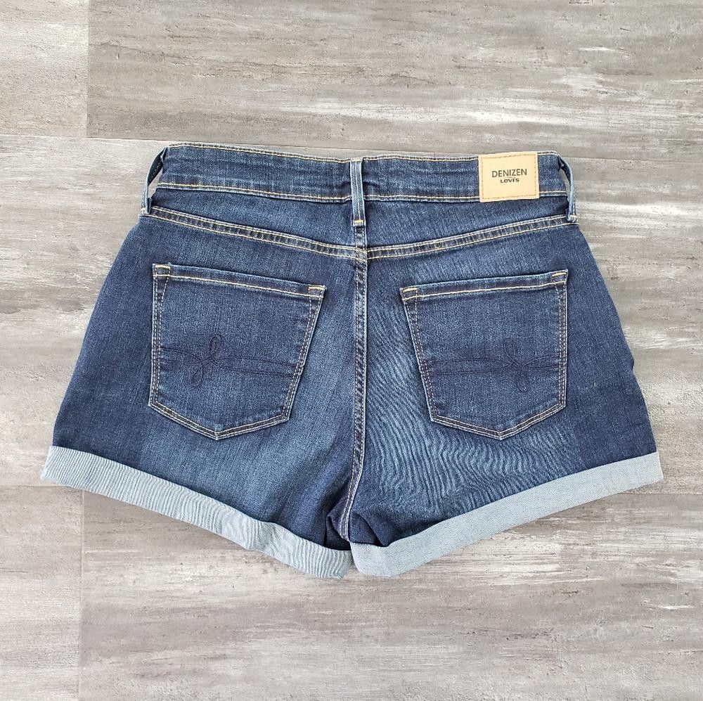 Designer Dark Denim LEVI High Waisted Short Size 30" / US 8 / IT 44 - 2 Thumbnail