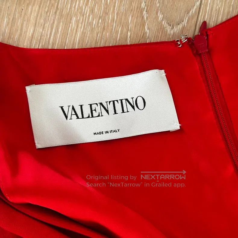 Valentino Valentino Red V-neck flower dress main line Size S / US 4 / IT 40 - 3 Thumbnail
