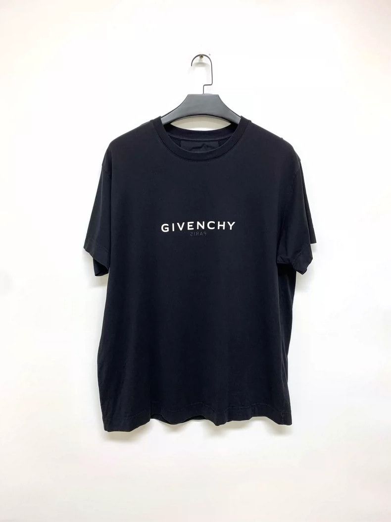 Givenchy Front Logo Short Sleeve 2505-Nextarrow