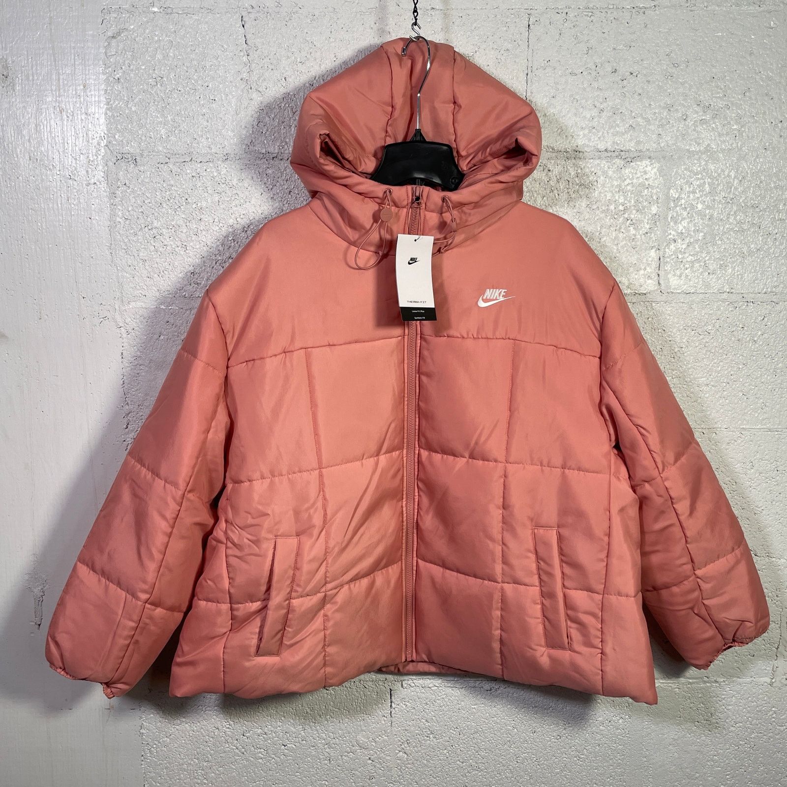 Nike puffer jacket women's pink best sale