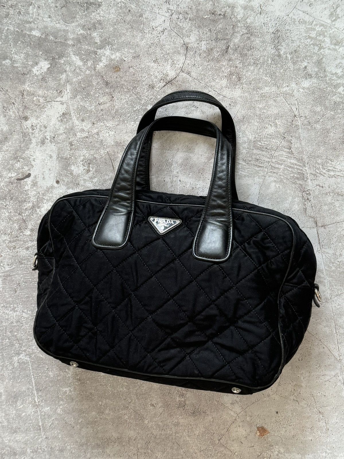 Prada Prada Black Quilted handbag with triangle Size ONE SIZE - 4 Thumbnail