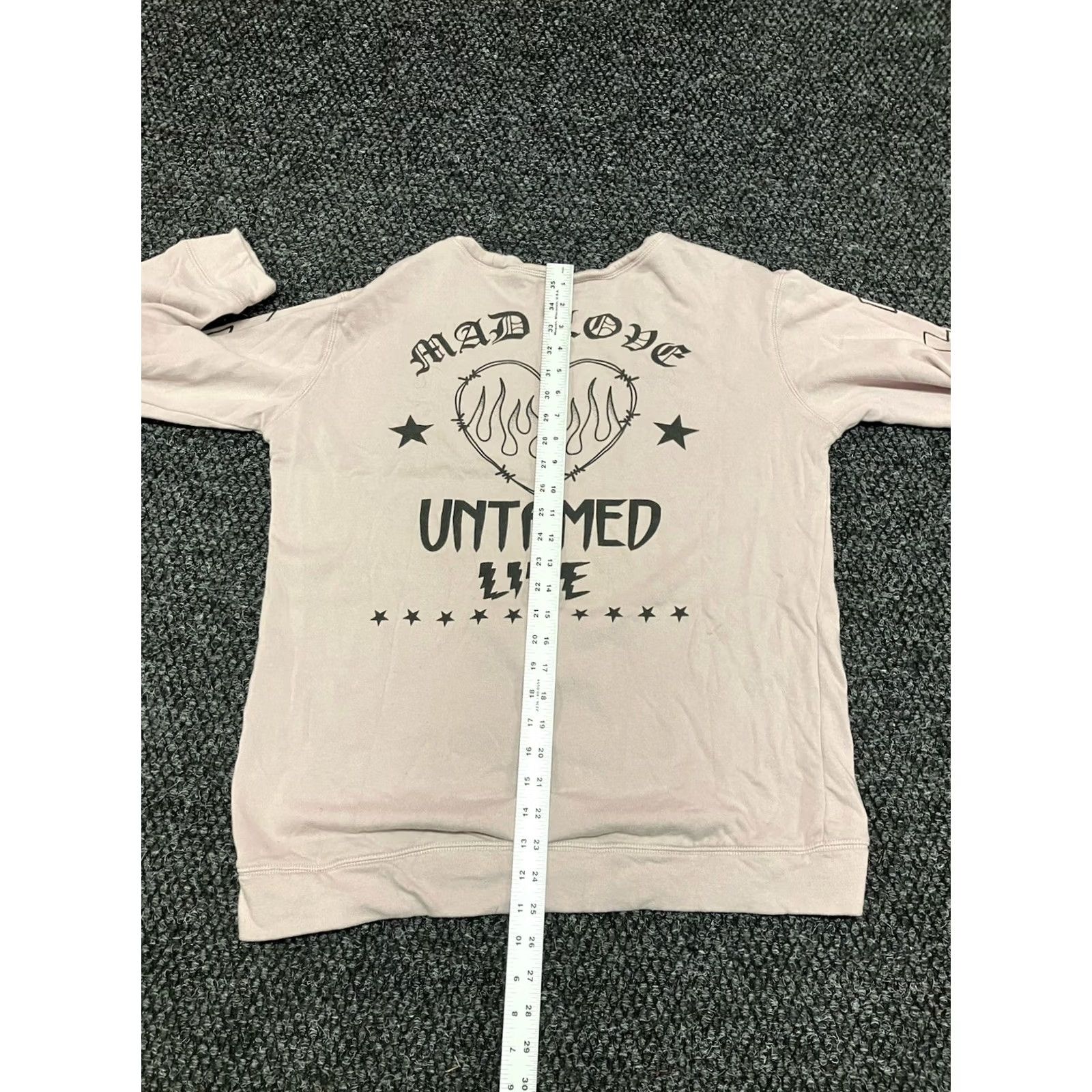 Vintage CHASER Sweatshirt Crewneck "Mad Love Untamed Live" Women's Large Pink L/Cotton SOLID/GRAPHIC Size L / US 10 / IT 46 - 6 Thumbnail