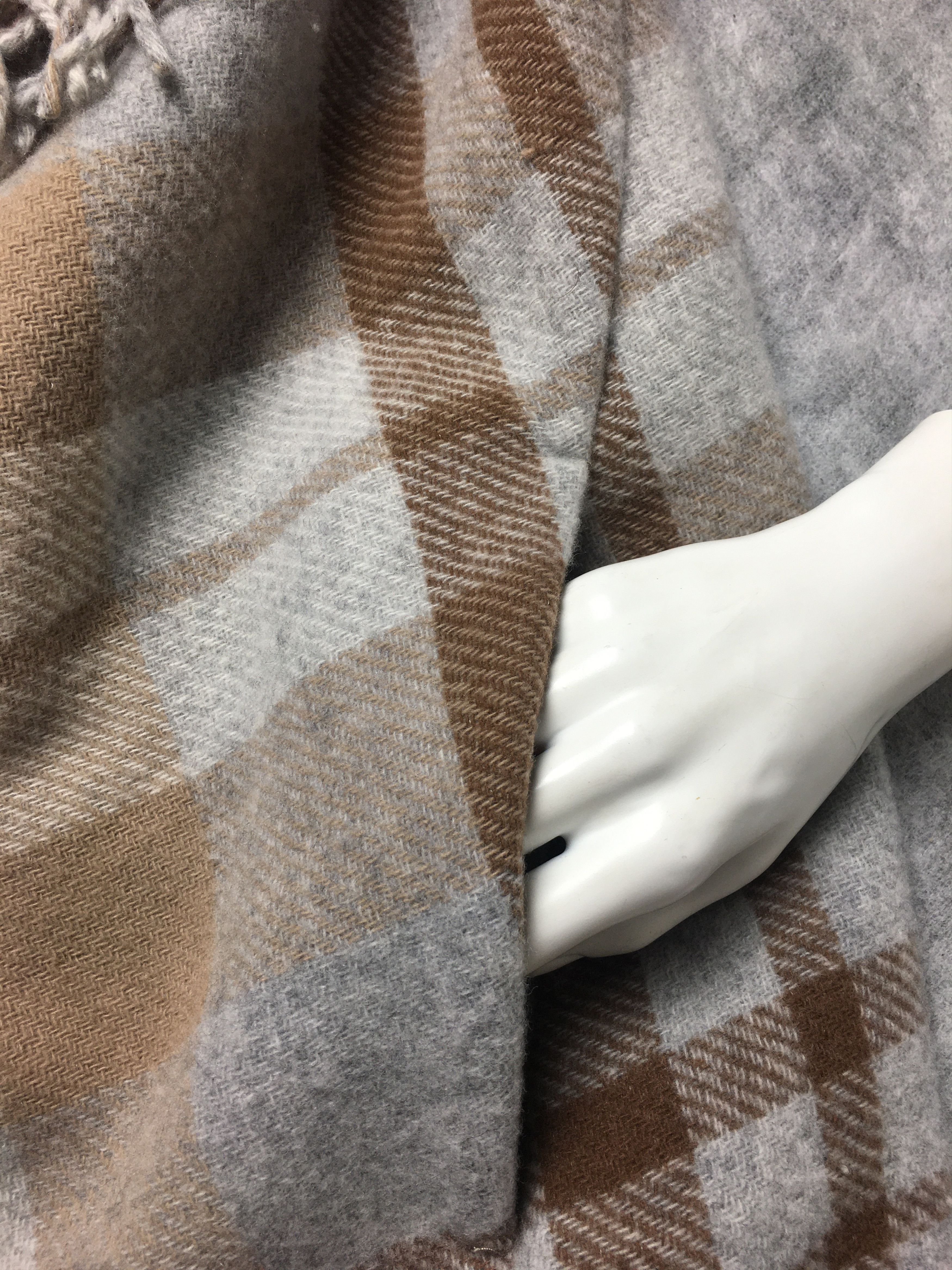 Fabiana Filippi Fabiana Filippi Checked Wool Waistcoat Poncho Grey Beige Size M / US 6-8 / IT 42-44 - 13 Thumbnail