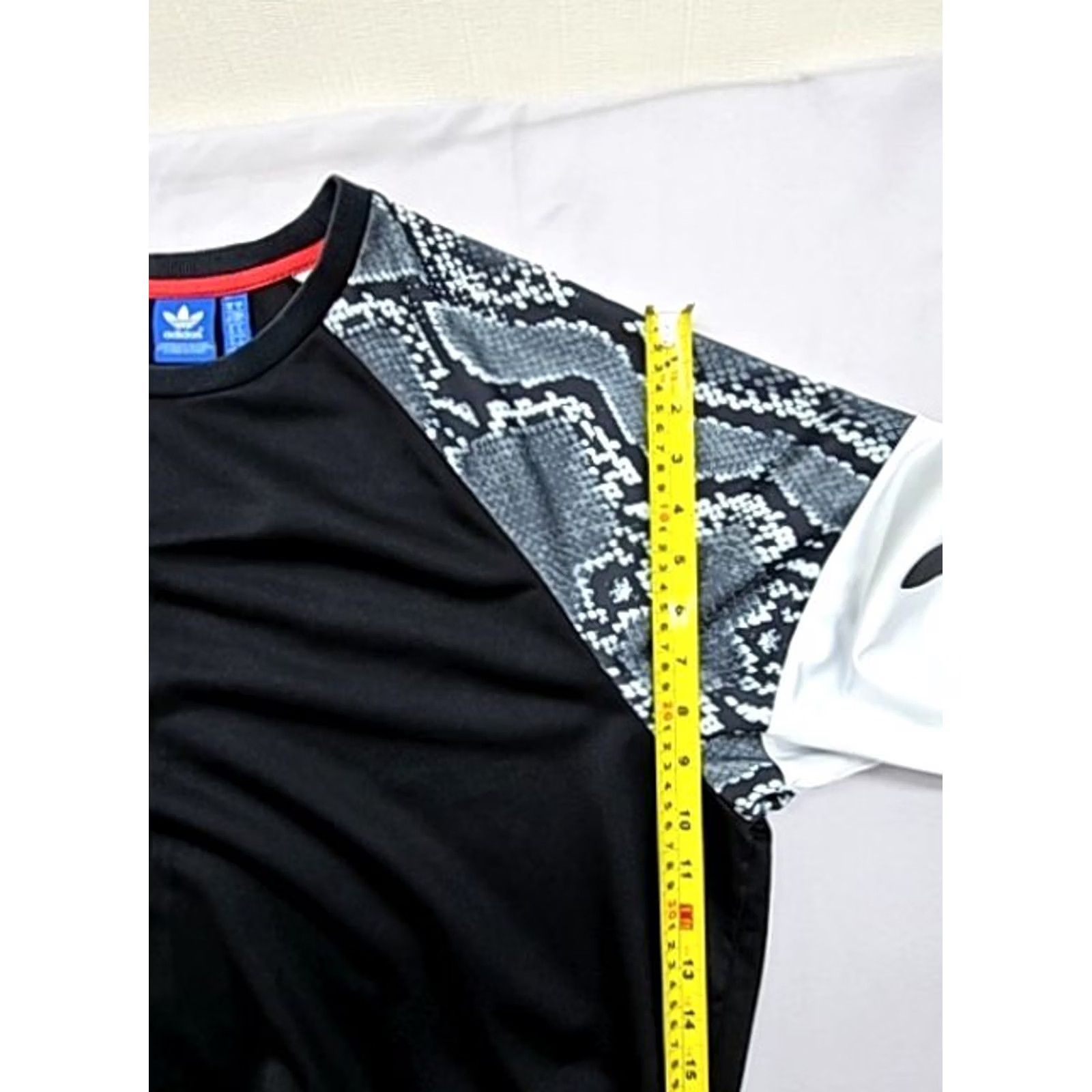 Adidas Adidas Originals Snakeskin Print Crew Sweatshirt S Women Black, White, Grey Size S / US 4 / IT 40 - 6 Thumbnail