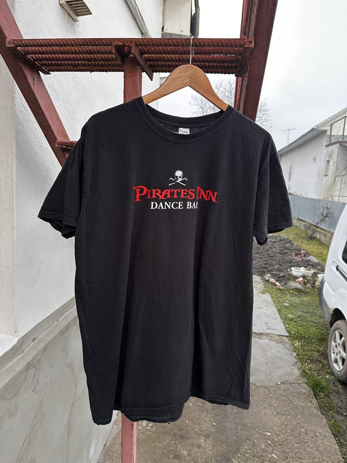 Vintage Vintage Pirates Of The Caribbean Movie T Shirt Black Size XL Size US XL / EU 56 / 4 - 2 Thumbnail