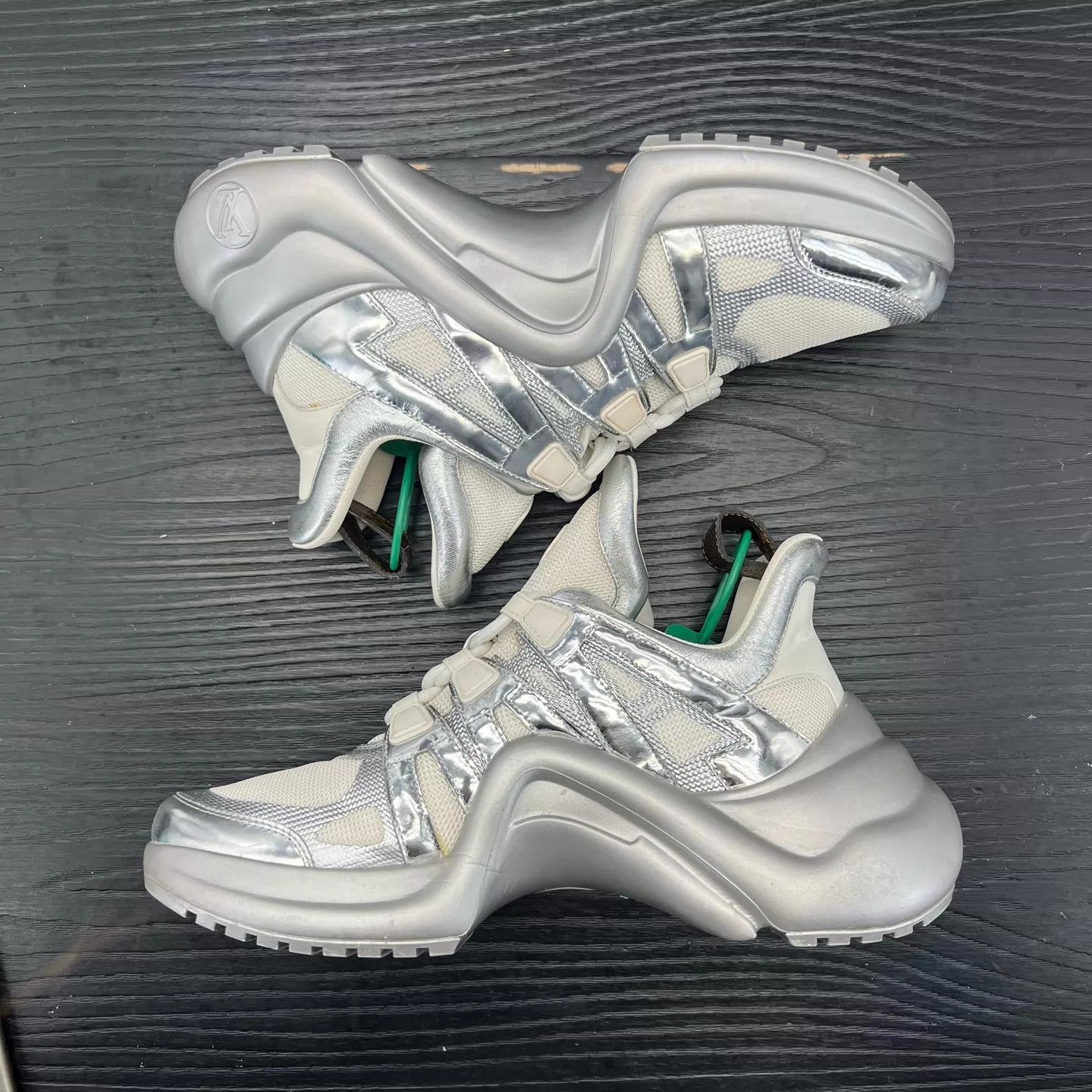 Louis Vuitton LV Archlight White Silver 39 Right Outer Scuff Good Size US 8.5 / IT 38.5 - 2 Thumbnail