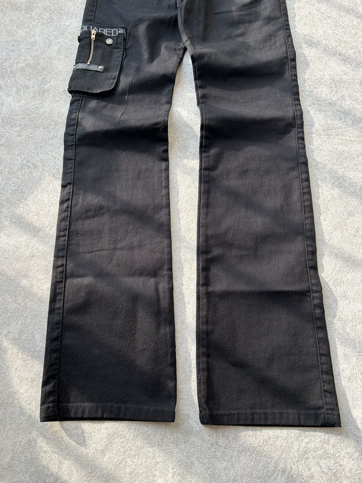 Dsquared2 Vintage 2000s Dsquared2 Black Cargo Pants Metal Skulls Size 27" / US 4 / IT 40 - 4 Thumbnail