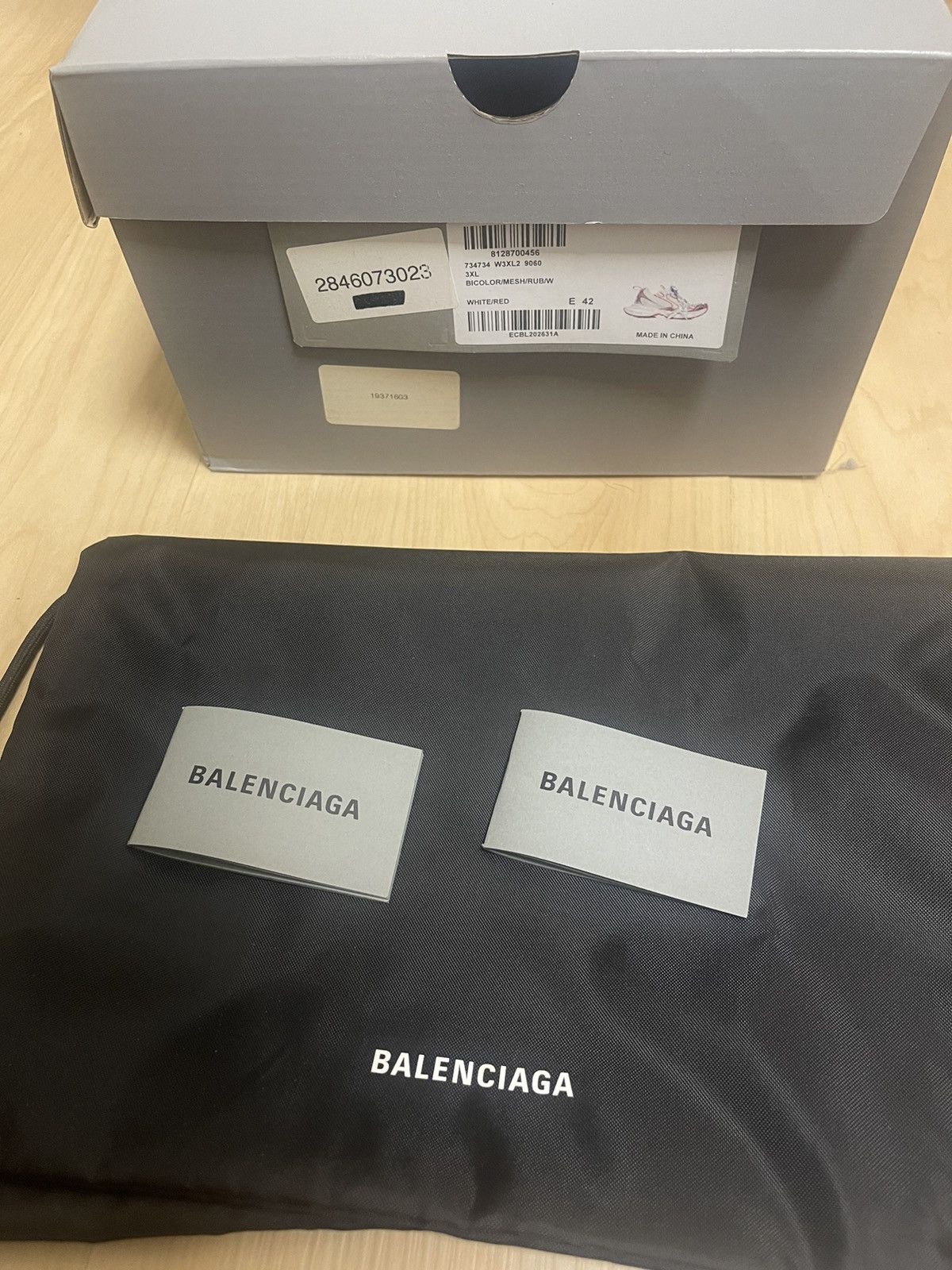 Balenciaga Balenciaga 3xl red Size US 9.5 / EU 42-43 - 9 Thumbnail