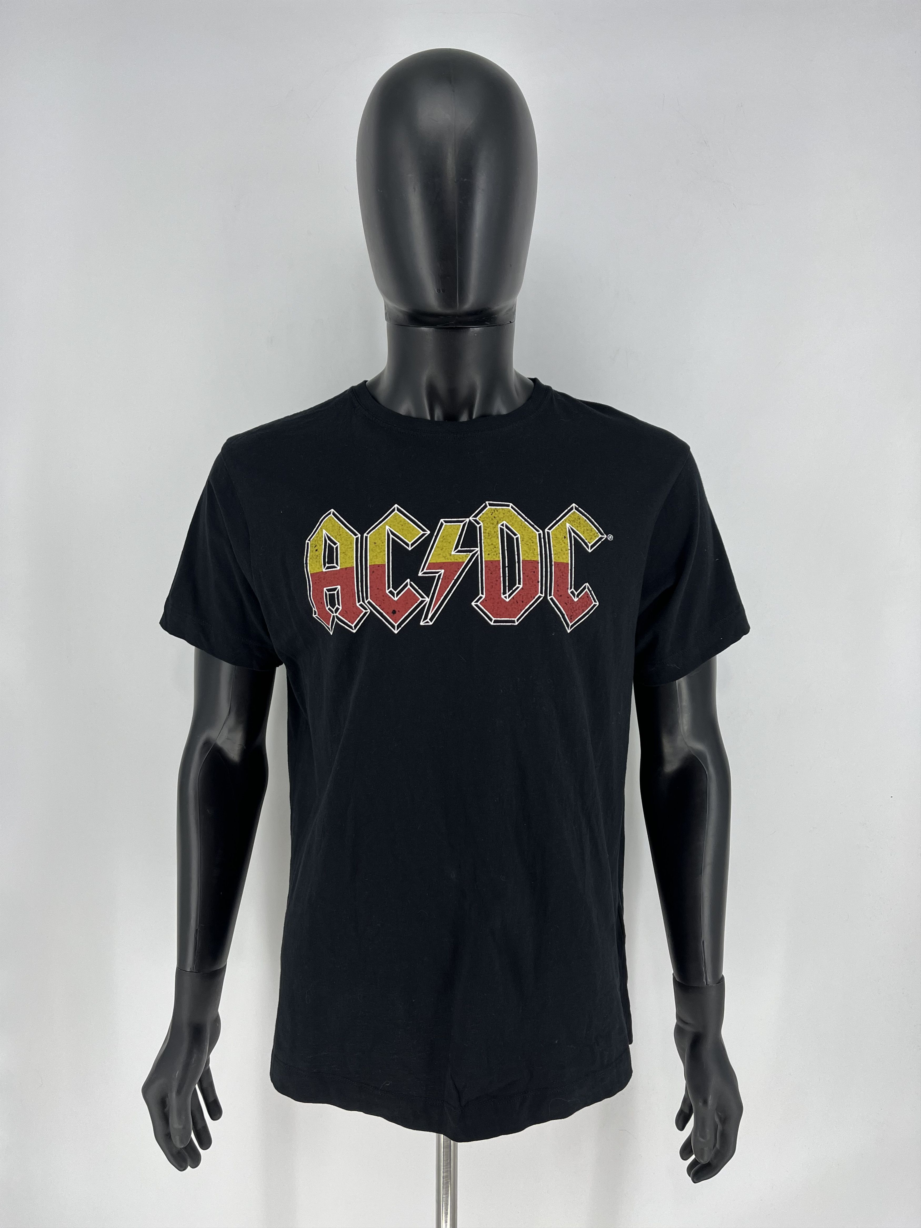 Band Tees × Vintage Vintage Y2K AC/DC ACDC Black In Evrope Tour Big Logo Size US M / EU 48-50 / 2 - 2 Thumbnail
