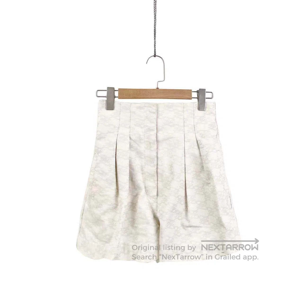 Fendi Fendi High-waisted denim shorts with a full logo| Size 25" / US 0 / IT 36 - 1 Thumbnail