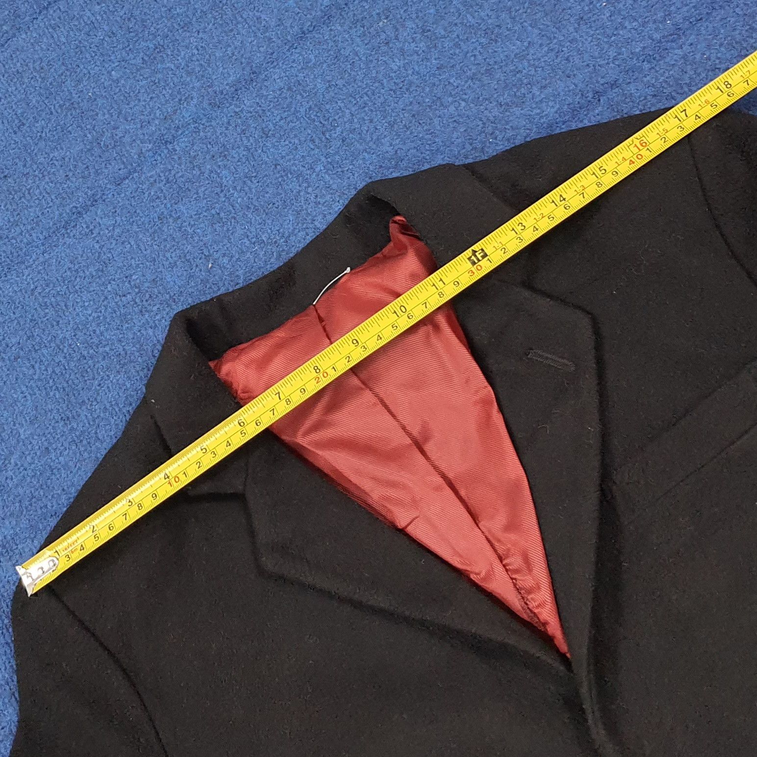 Tom Ford TOM FORD Black Overcoat with Red Satin Lining C307N11 Size 44S - 9 Thumbnail