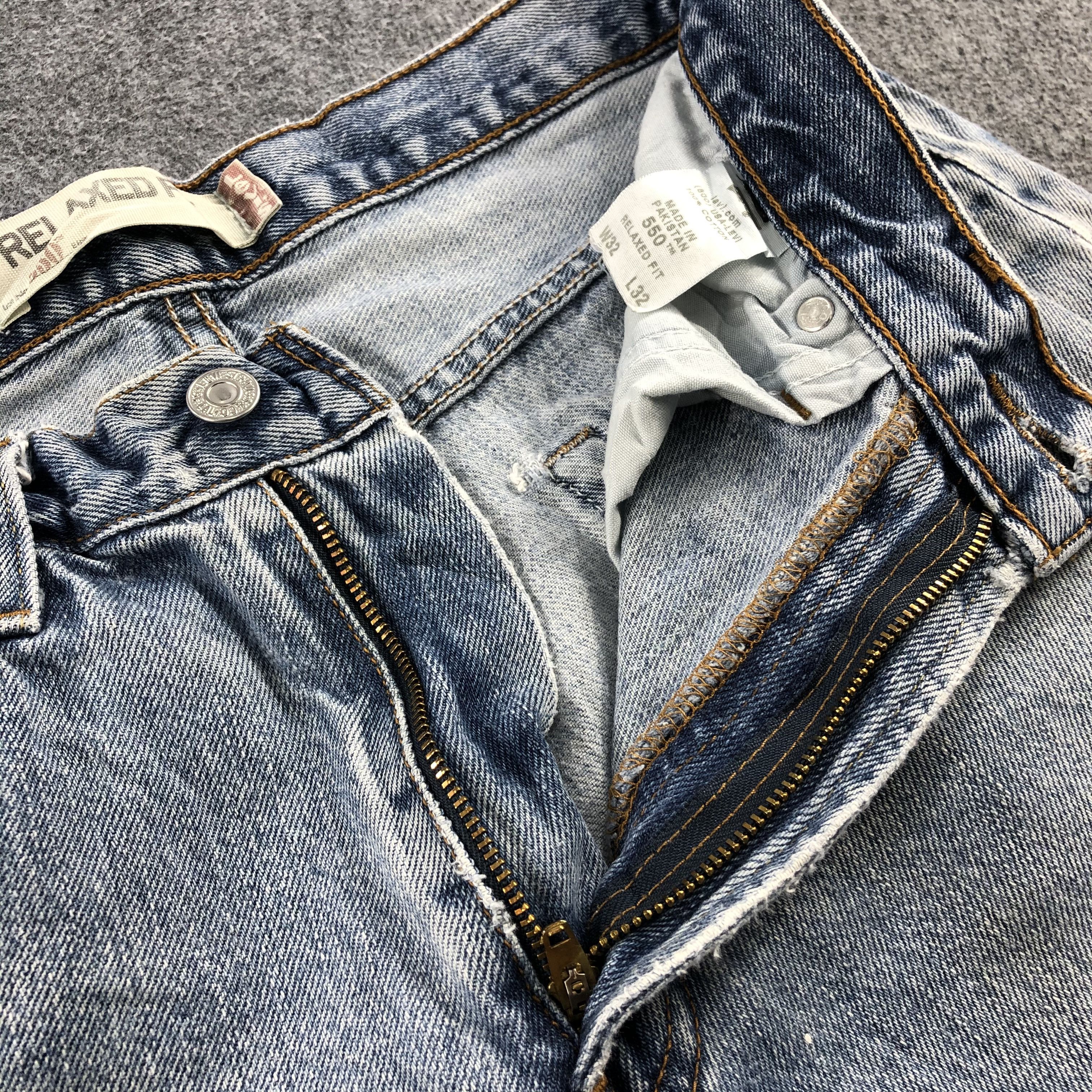 Levi's × Vintage Vintage Levis Jeans Lot 550-JM978 Size US 31 - 9 Thumbnail