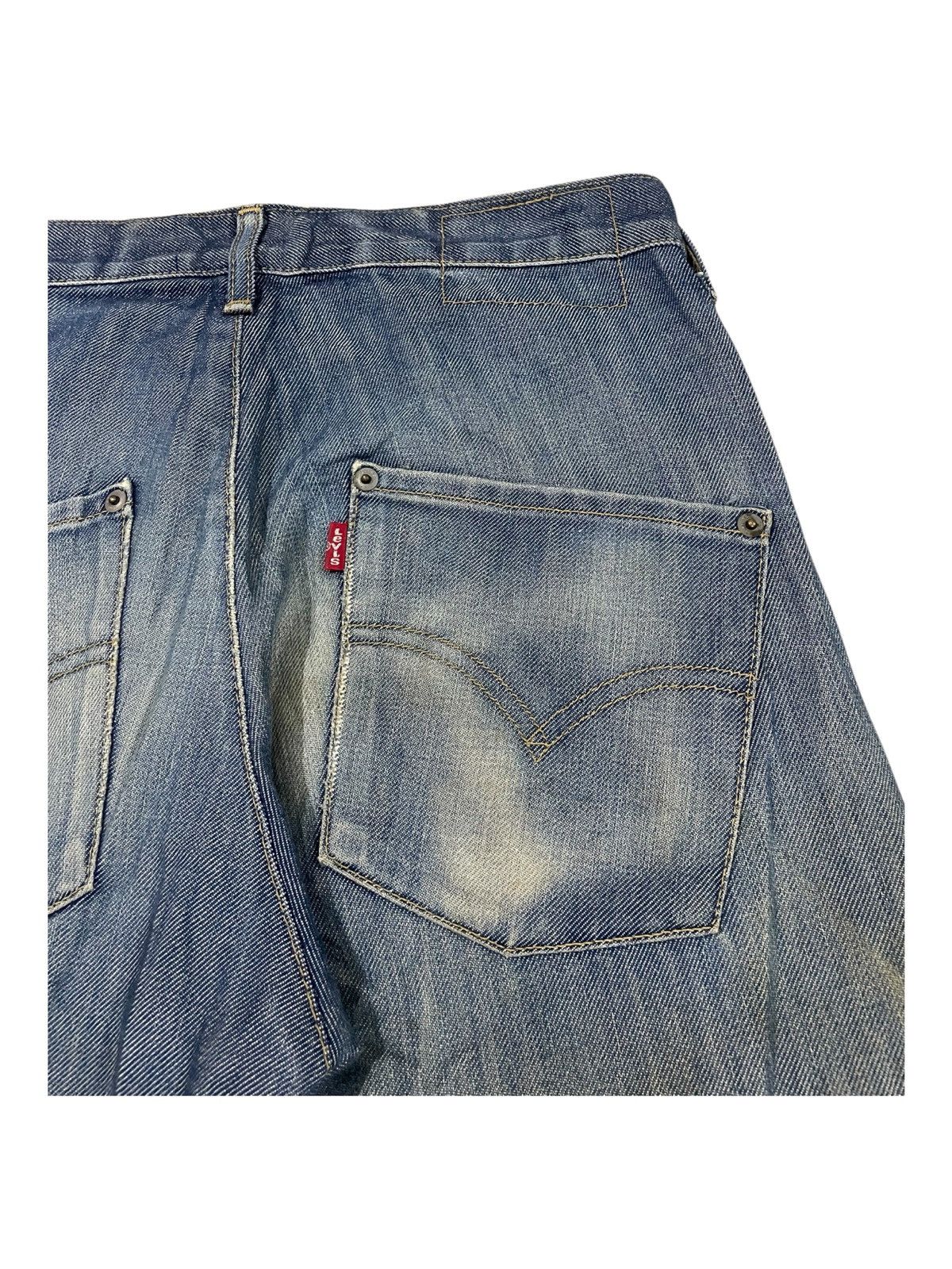 Hi Tec 2000s Levis Engineered Twist Leg Tech Wear Jeans Rusty Denim Size US 40 / EU 56 - 4 Thumbnail