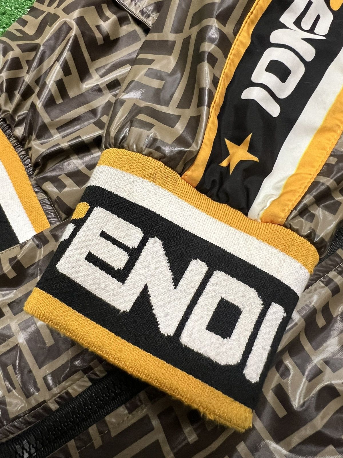 Fendi × Fila Fendi x fila reversible jacket size 40 / S pre-owned Size US S / EU 44-46 / 1 - 3 Thumbnail
