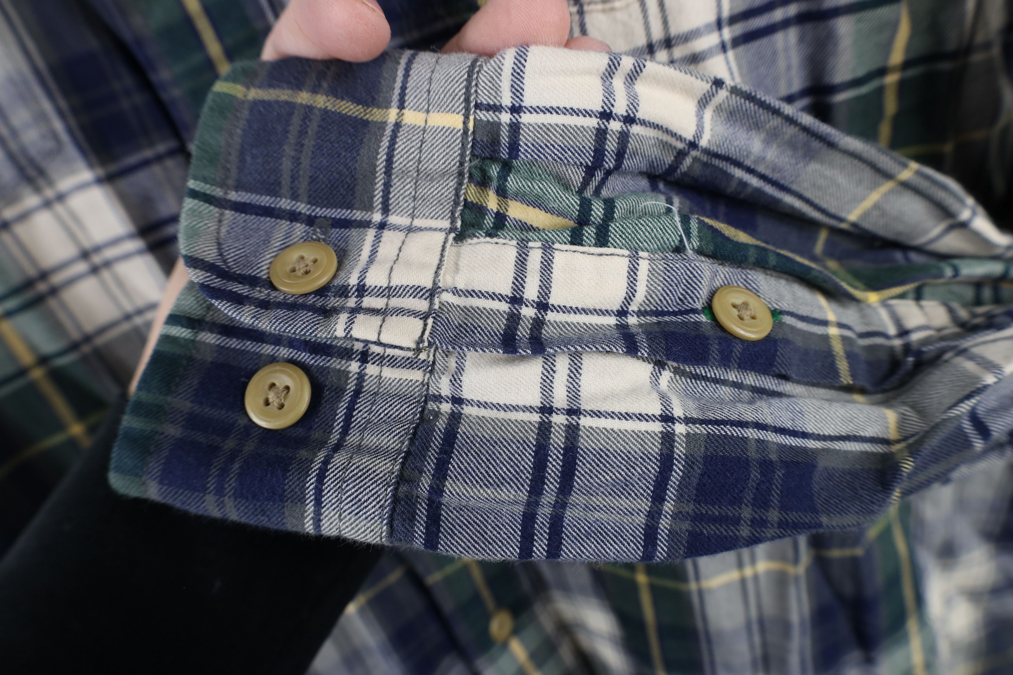 Tommy Hilfiger × Vintage Vintage 90s Tommy Hilfiger Collared Button Shirt Plaid Size US S / EU 44-46 / 1 - 8 Thumbnail