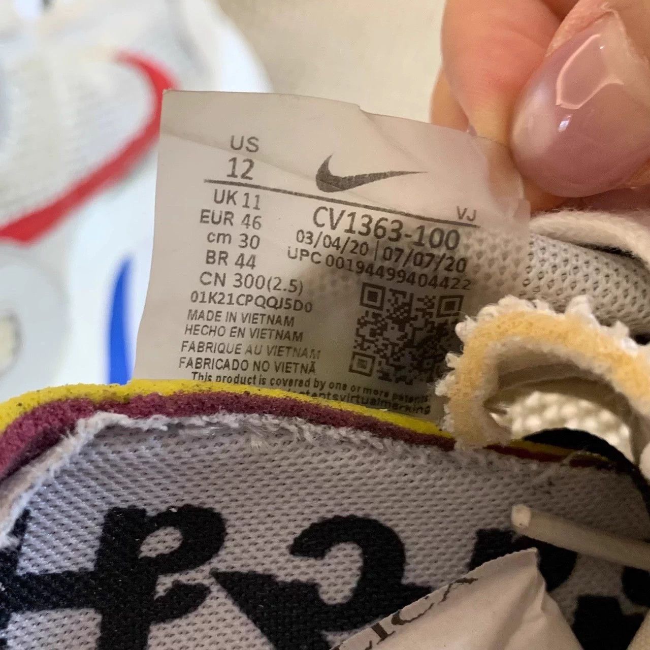 Nike Clearance Sale! Sacai x Nike VaporWaffleLow-top Sport Shoes, Size US 12.5 / EU 45-46 - 9 Thumbnail