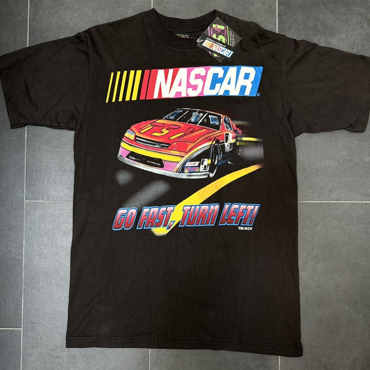 NASCAR Crazy vintage 90s nascar “go fast, turn left” t-shirt Size US M / EU 48-50 / 2 - 1 Thumbnail
