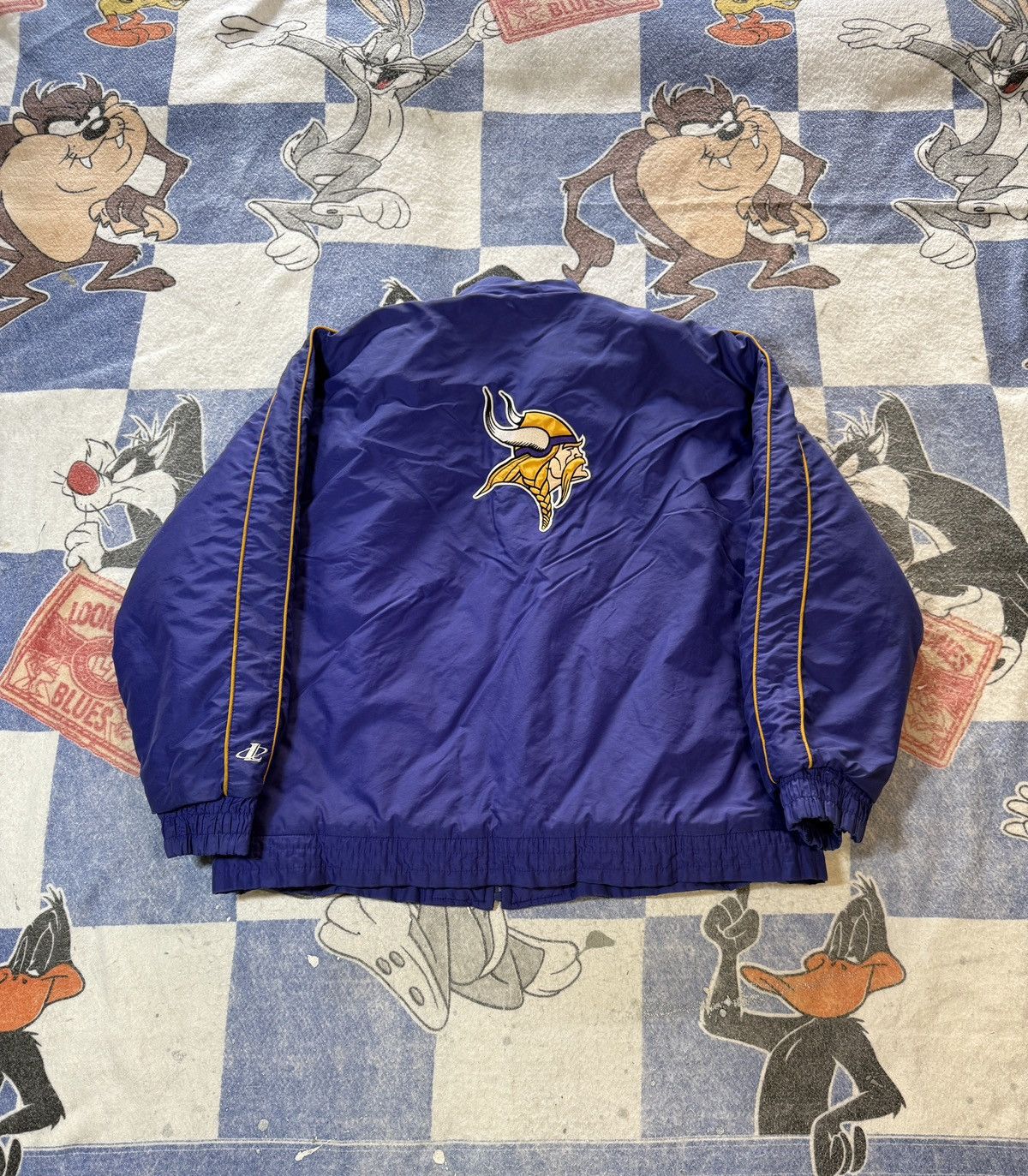 NFL Minnesota Vikings puffer jacket Size US XXL / EU 58 / 5 - 4 Thumbnail