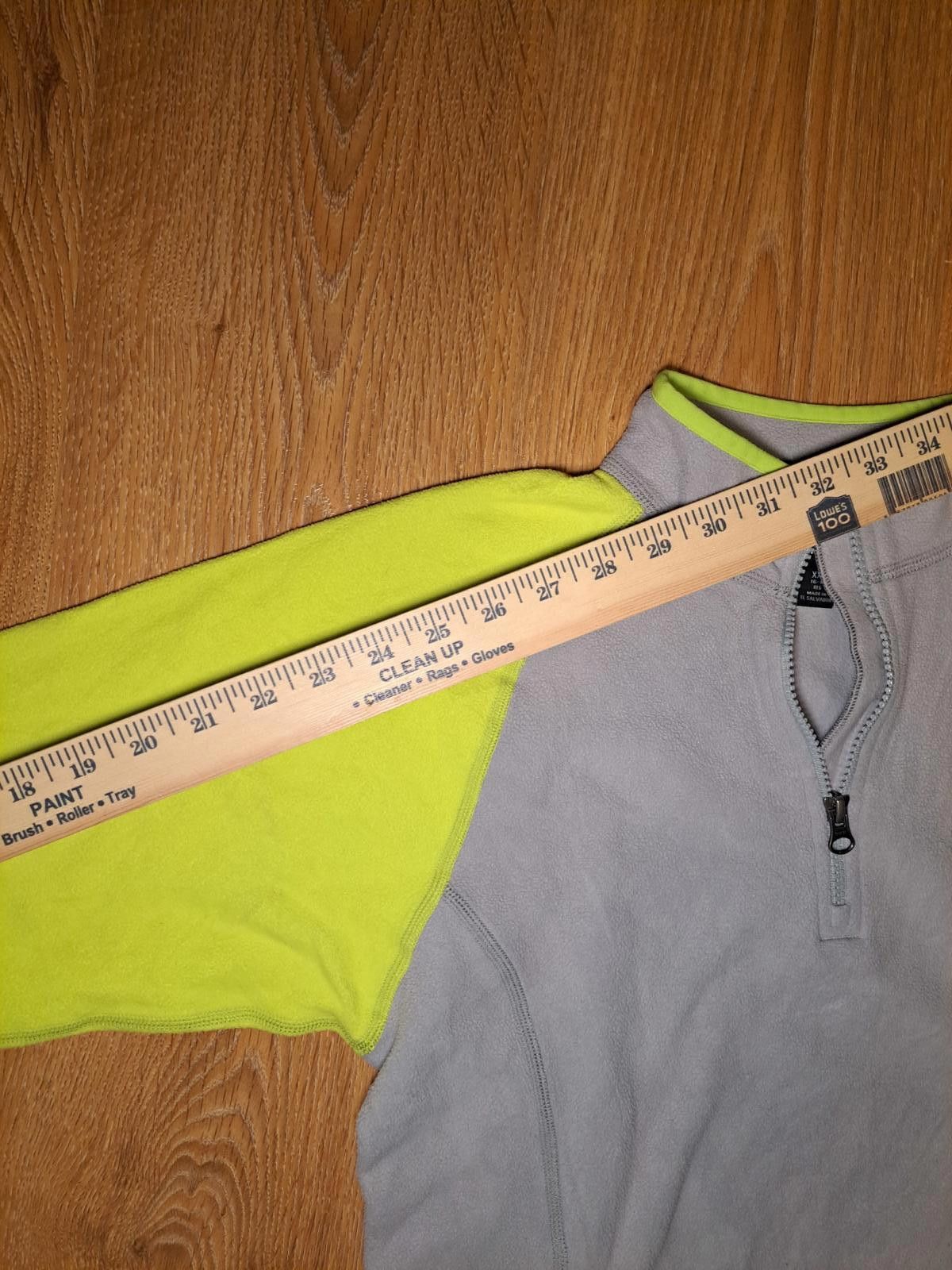 Patagonia Patagonia Pullover Fleece Jacket Kids 16-18 XXL Gray Yellow Size US XXL / EU 58 / 5 - 8 Thumbnail