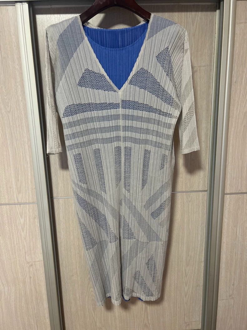 Issey Miyake issey miyake size:3 Grey lace blouse Size XXS / US 00 / IT 34 - 2 Thumbnail