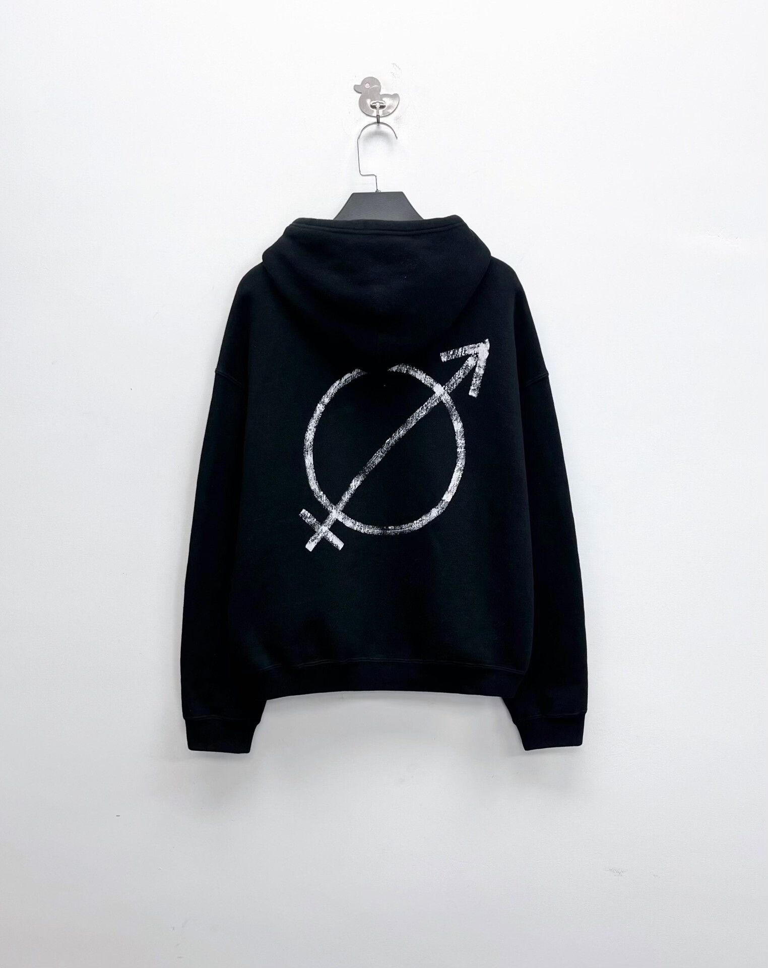 Balenciaga black graffiti logo hoodie Size US S / EU 44-46 / 1 - 1 Thumbnail