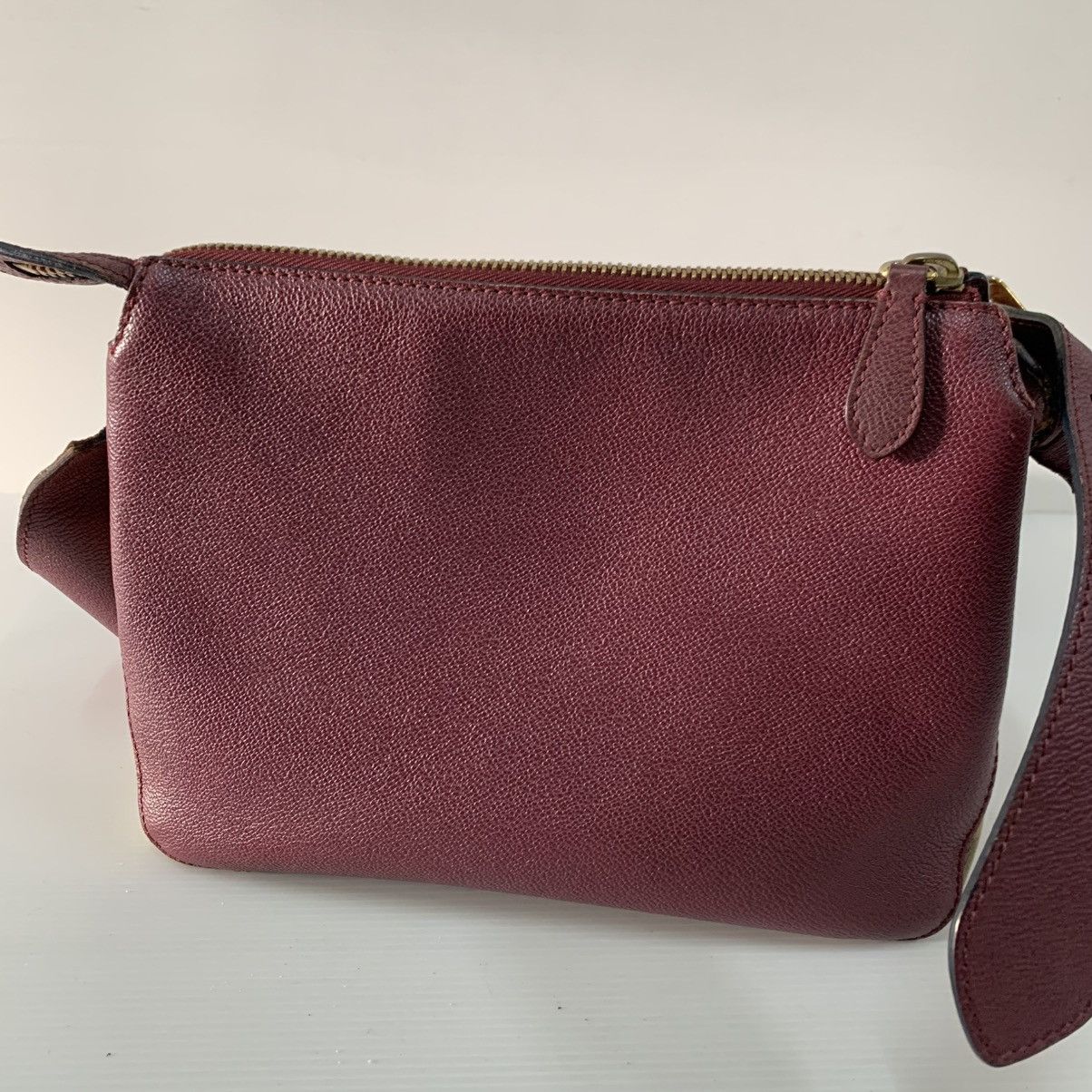 Burberry Burberry Leather Slingbag Size ONE SIZE - 5 Thumbnail