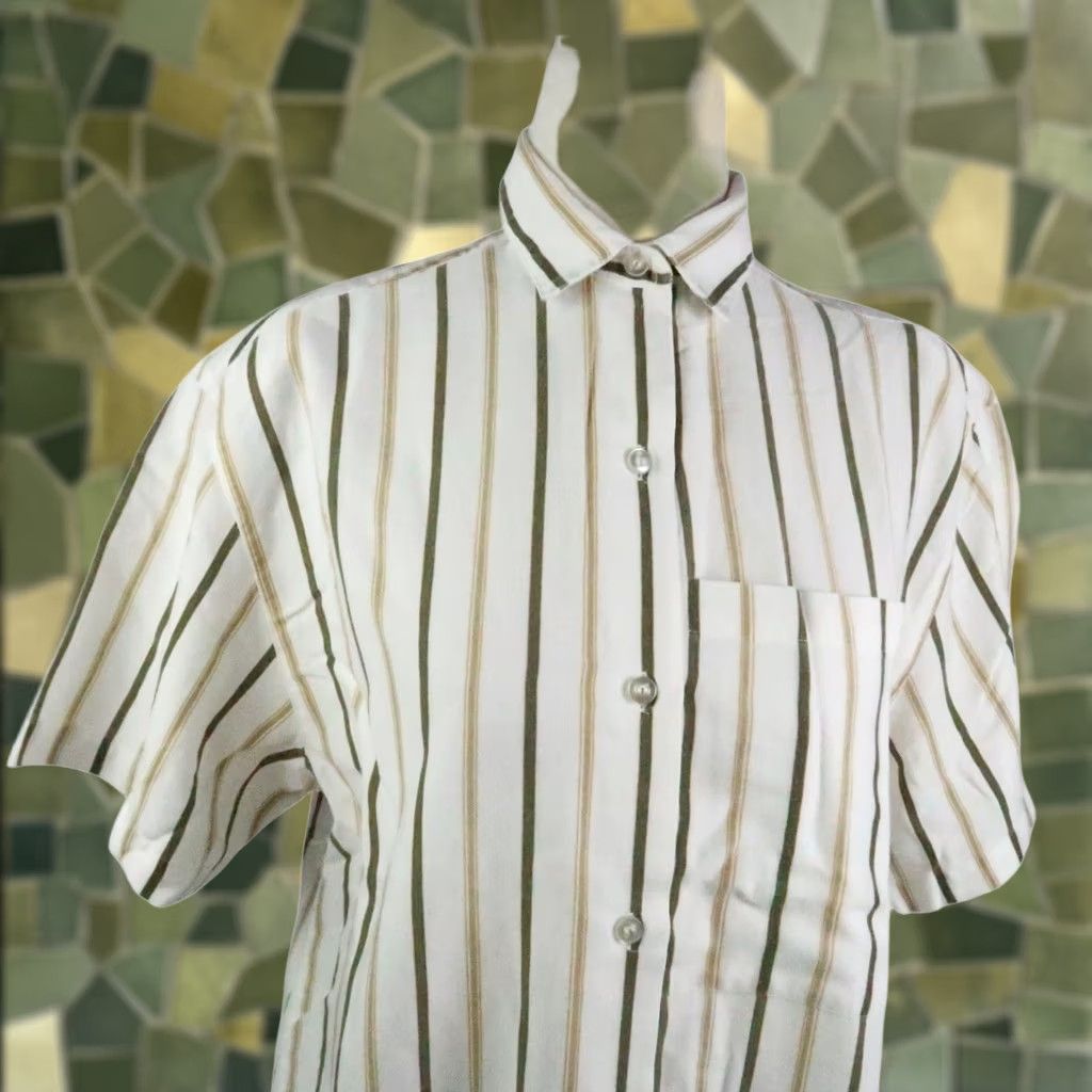 Levi's VINTAGE Levi's Cream Tan Green Stripe Short Sleeve Button-Down Top Shirt Womens Medium 70s 70s Cotton Collared Size M / US 6-8 / IT 42-44 - 1 Thumbnail