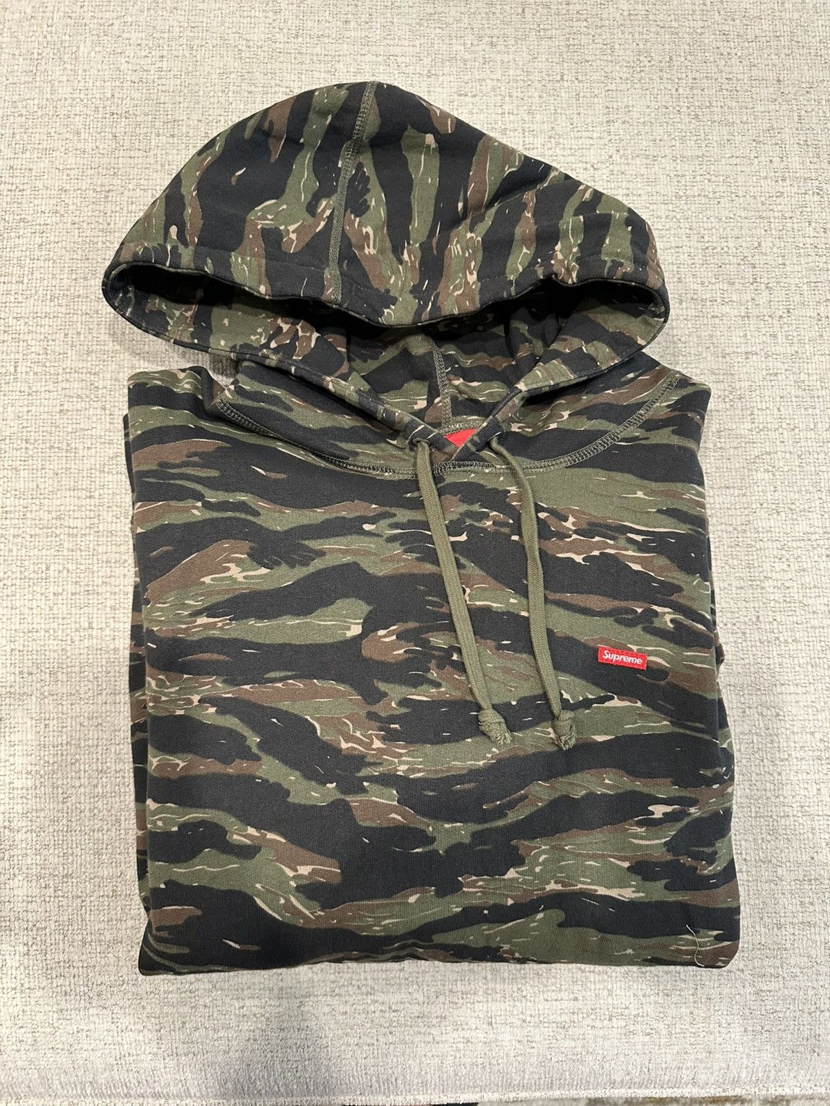 Supreme Box Logo Tiger Camo Hoodie Green (Size Large)