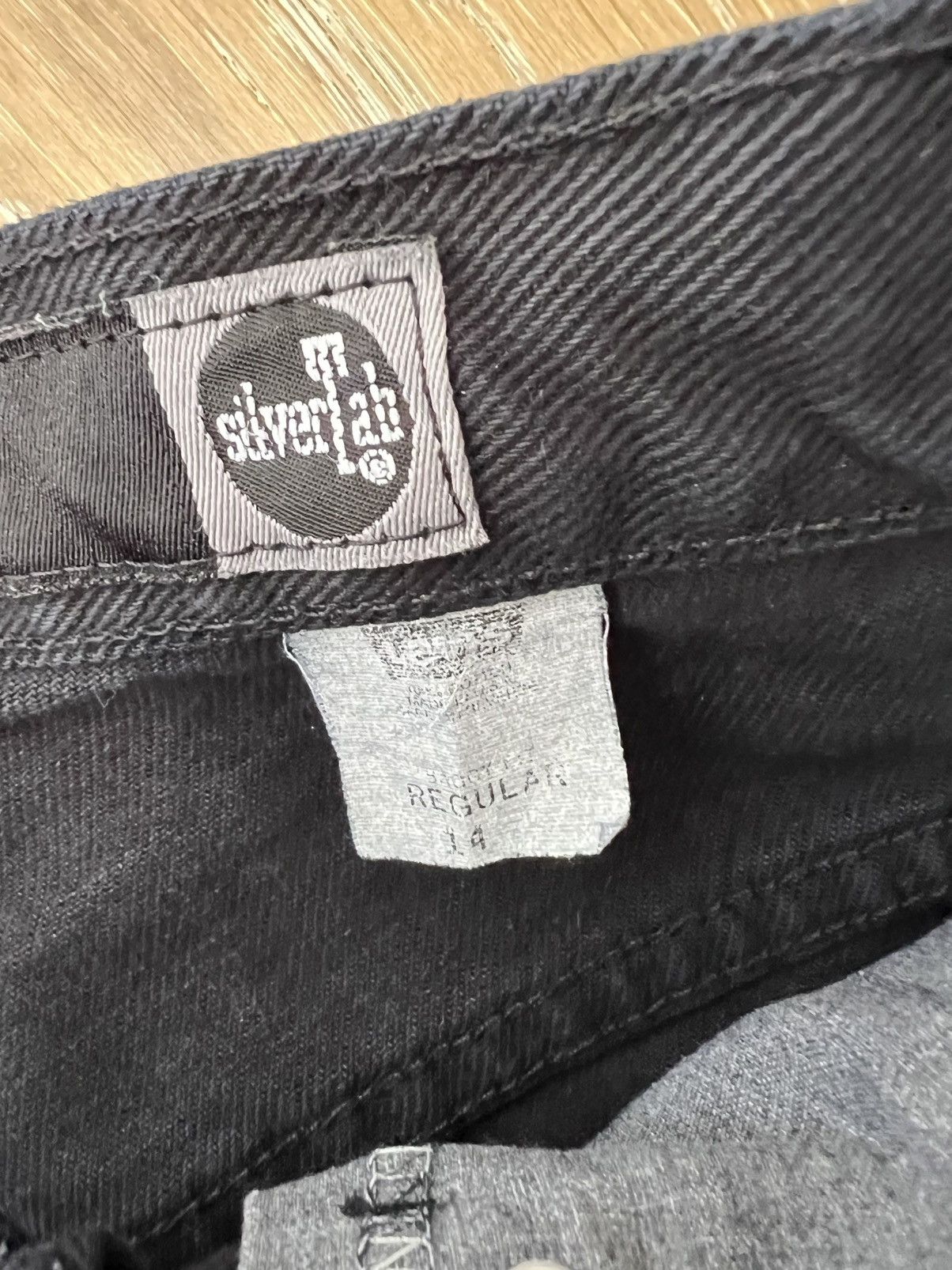 Levi's × Vintage Womens vintage levis silver tab baggy wide leg jeans Size 27" / US 4 / IT 40 - 3 Thumbnail