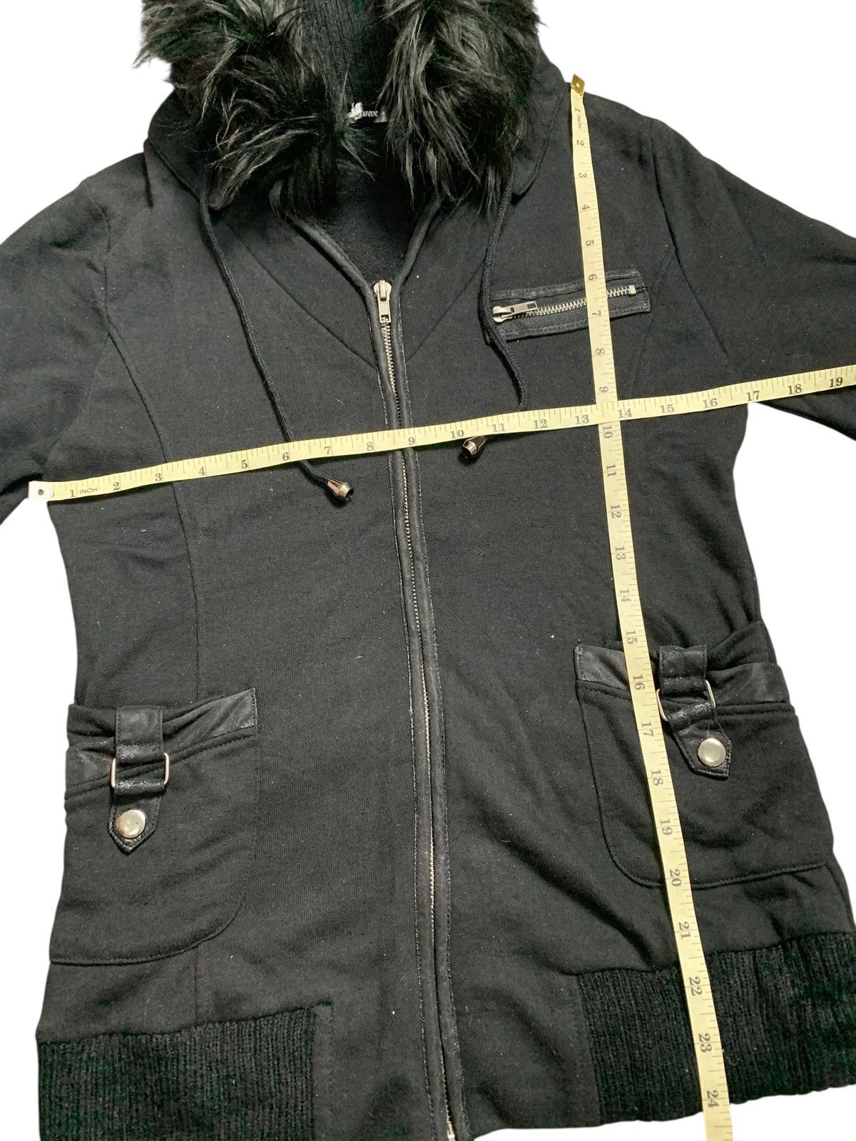 Le Grande Bleu (L.G.B.) SUREVE BLACK FUR ZIP HOODIE BONDAGE IFSIX LGB ISAMU STYLE Size US M / EU 48-50 / 2 - 10 Thumbnail
