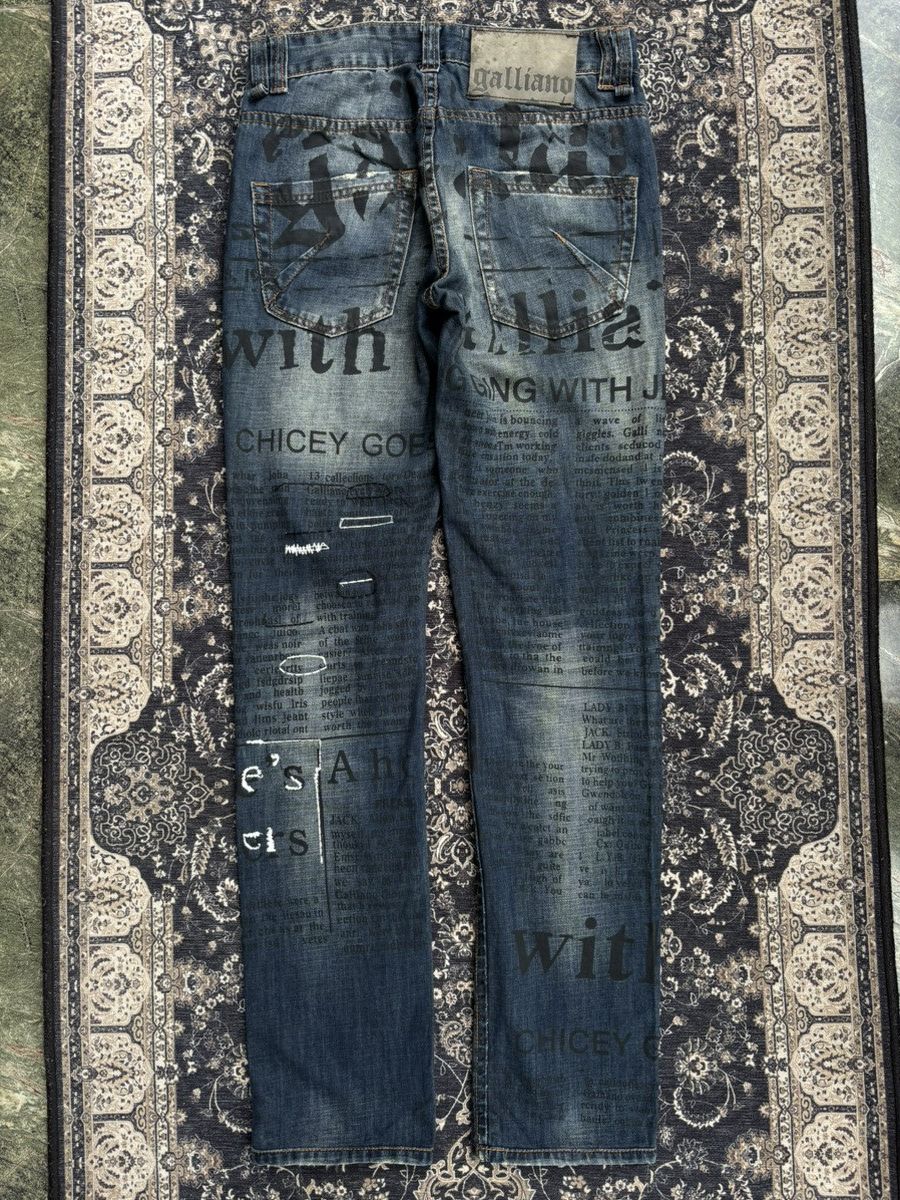 John Galliano John Galliano Newspaper Art Print Denim Pants Size US 30 / EU 46 - 9 Thumbnail