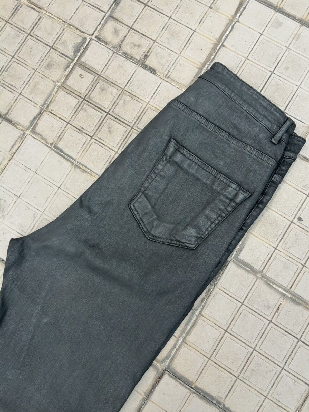Rick Owens Rick Owens DRKSHDW Collapse Cut Waxed Jeans Size US 30 / EU 46 - 13 Thumbnail