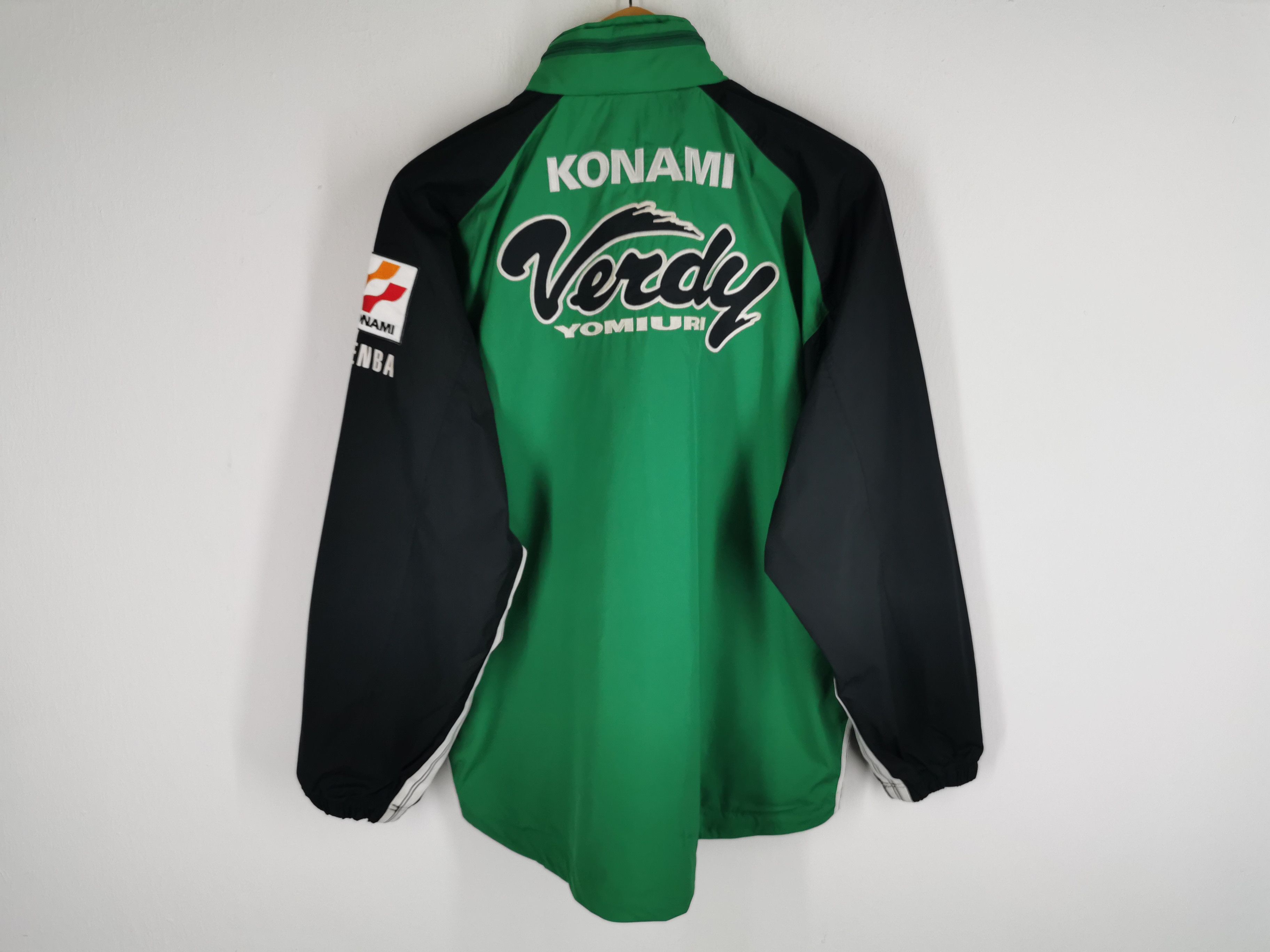 Nike Nike Yomiuri Nippon FC Verdy Colorblock Windbreaker Jacket Size US XL / EU 56 / 4 - 2 Thumbnail