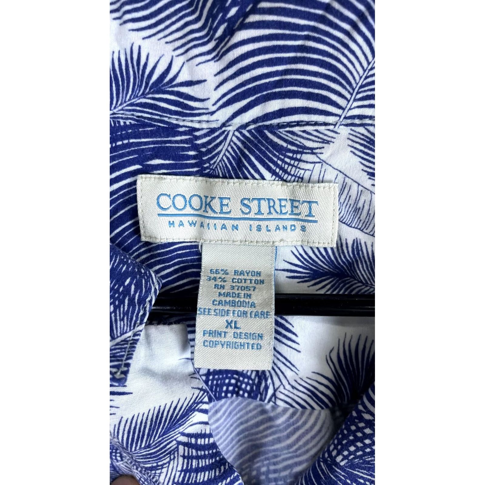 Vintage Cooke Street Shirt Mens XL Blue Palm Leaf Hawaiian Short Sleeve Button Front Size US XL / EU 56 / 4 - 2 Thumbnail