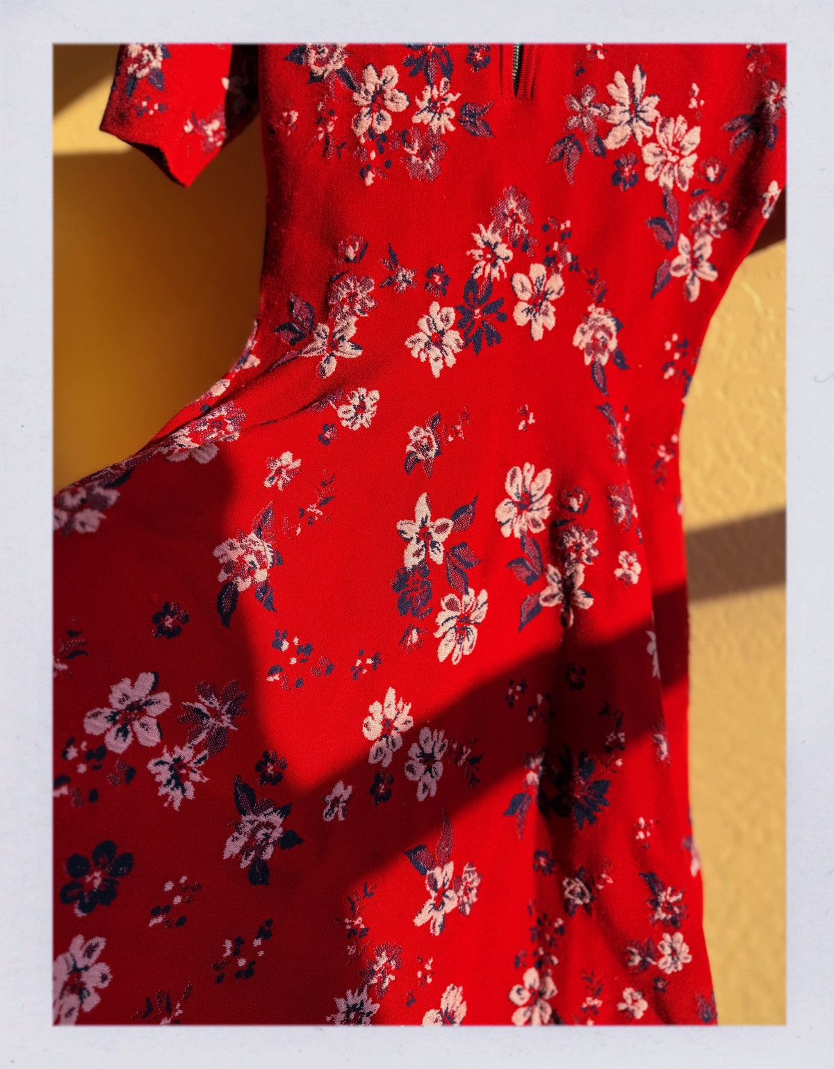 MILLY Milly Red Floral Knit Fit & Flare Dress – Size M Size M / US 6-8 / IT 42-44 - 6 Thumbnail