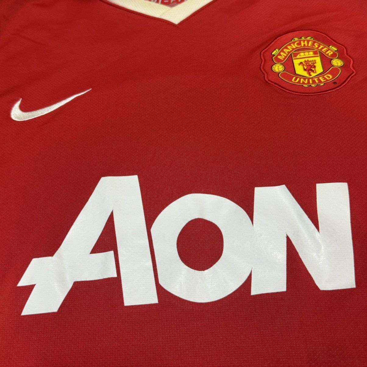 Vintage Manchester United 10/11 home shirt #14 chicharito Size US XL / EU 56 / 4 - 3 Thumbnail